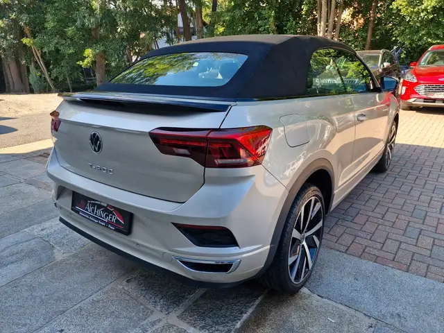 Volkswagen T-Roc view 5