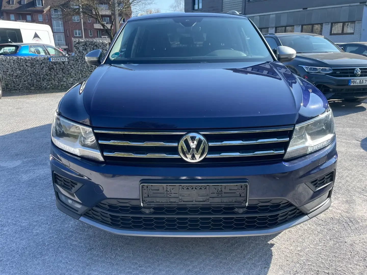Volkswagen Tiguan Allspace 4x4 Navi PDC APPConect 7 Sitze Blau - 1