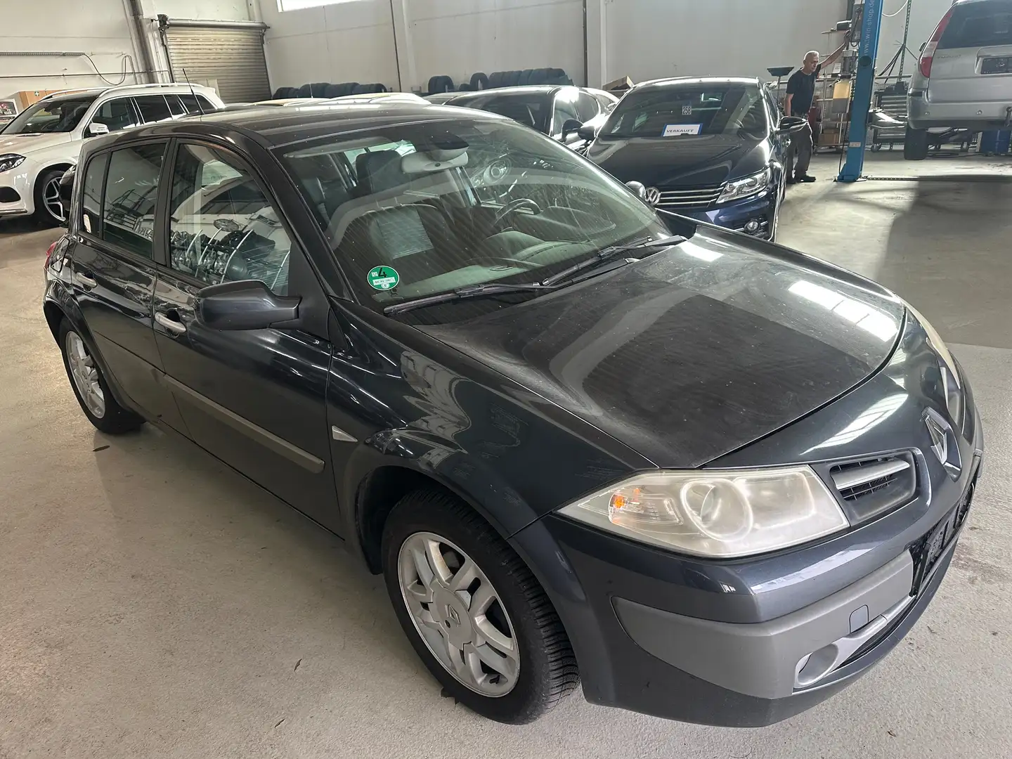 Renault Megane Exception Kompakt, sparsam, alltagstauglich Grau - 1