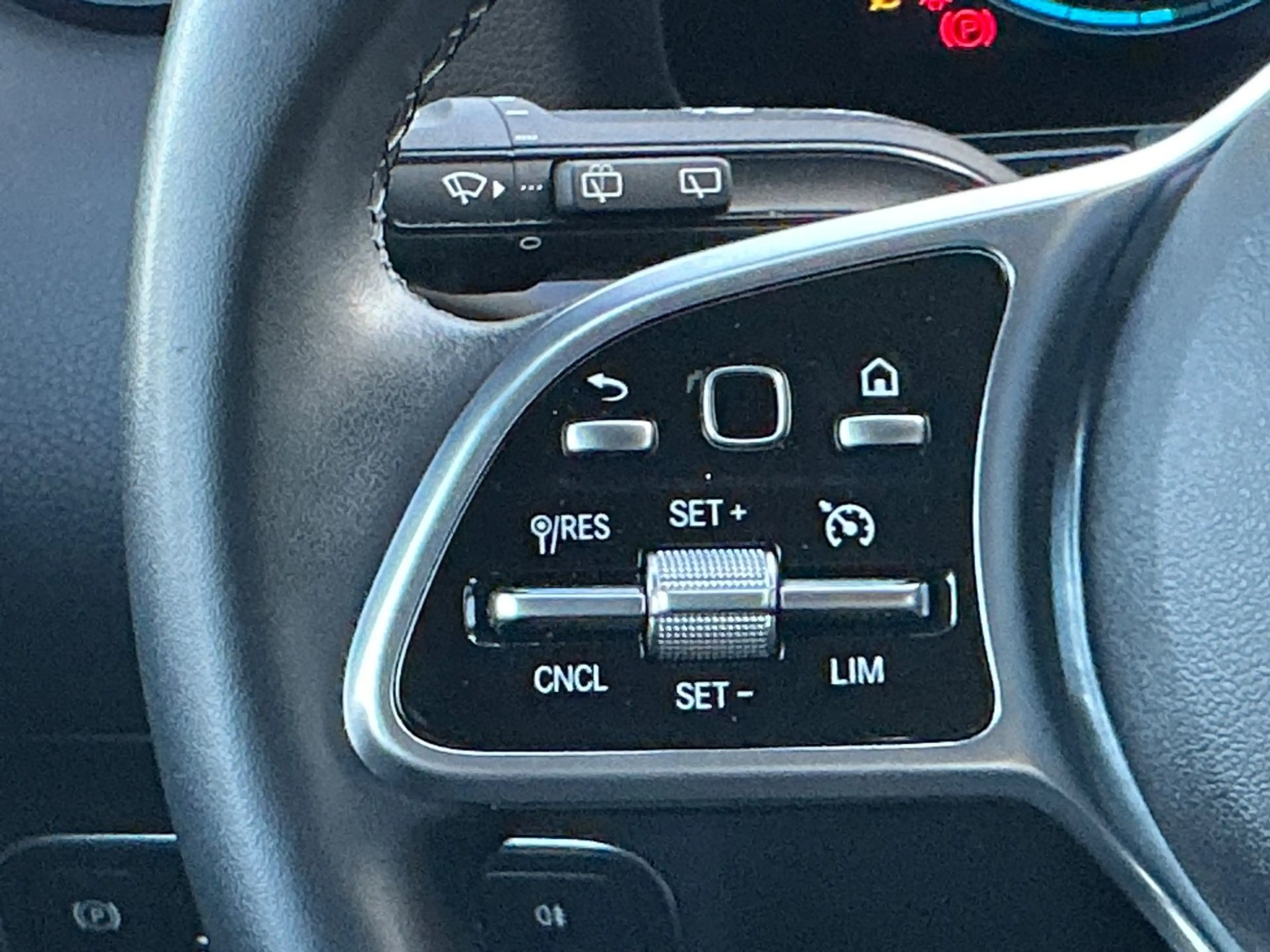 Mercedes-Benz B 200 Progressive SHZ AHK NAVI CarPlay Kamera — photo 27