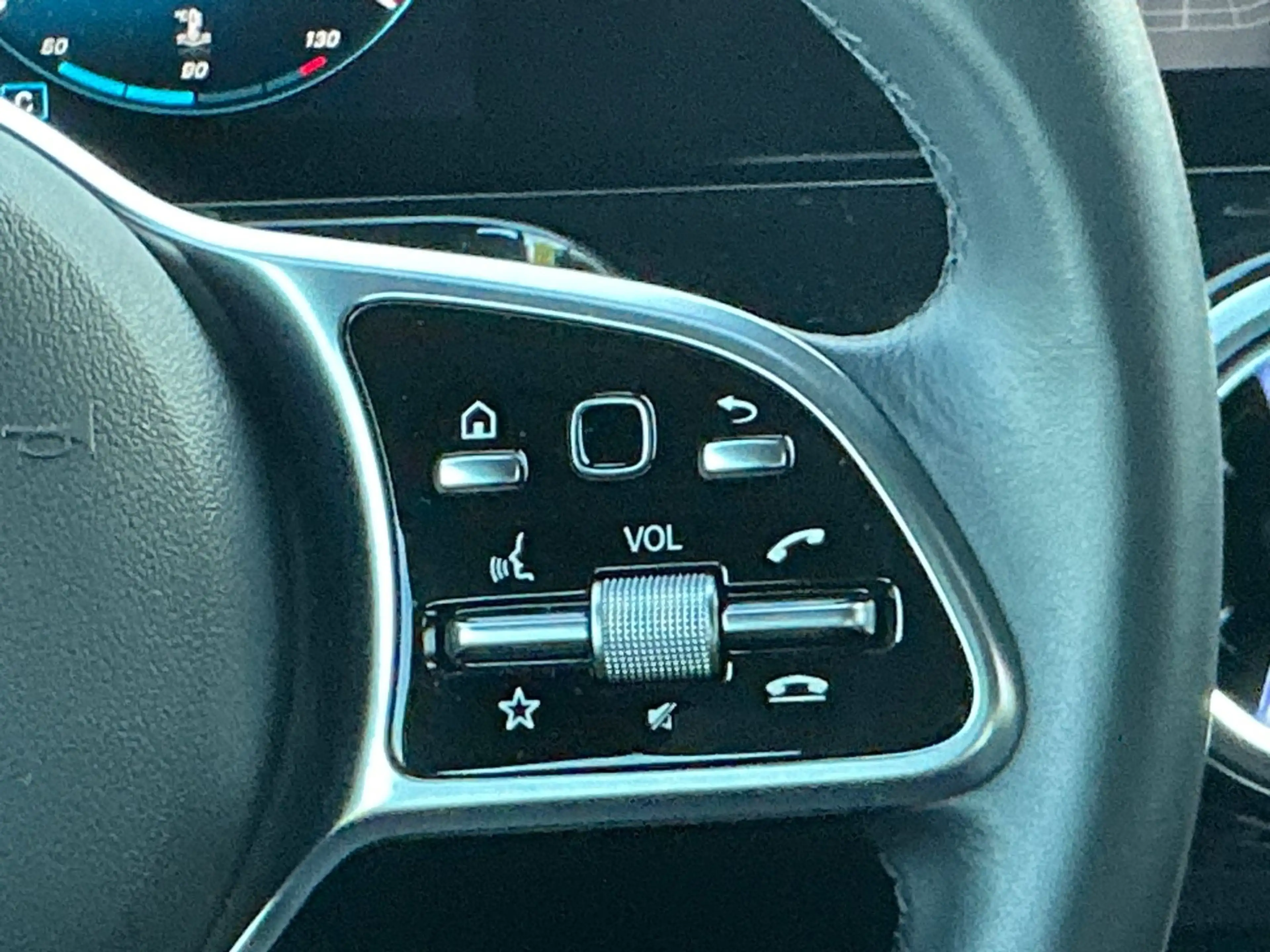 Mercedes-Benz B 200 Progressive SHZ AHK NAVI CarPlay Kamera — photo 28