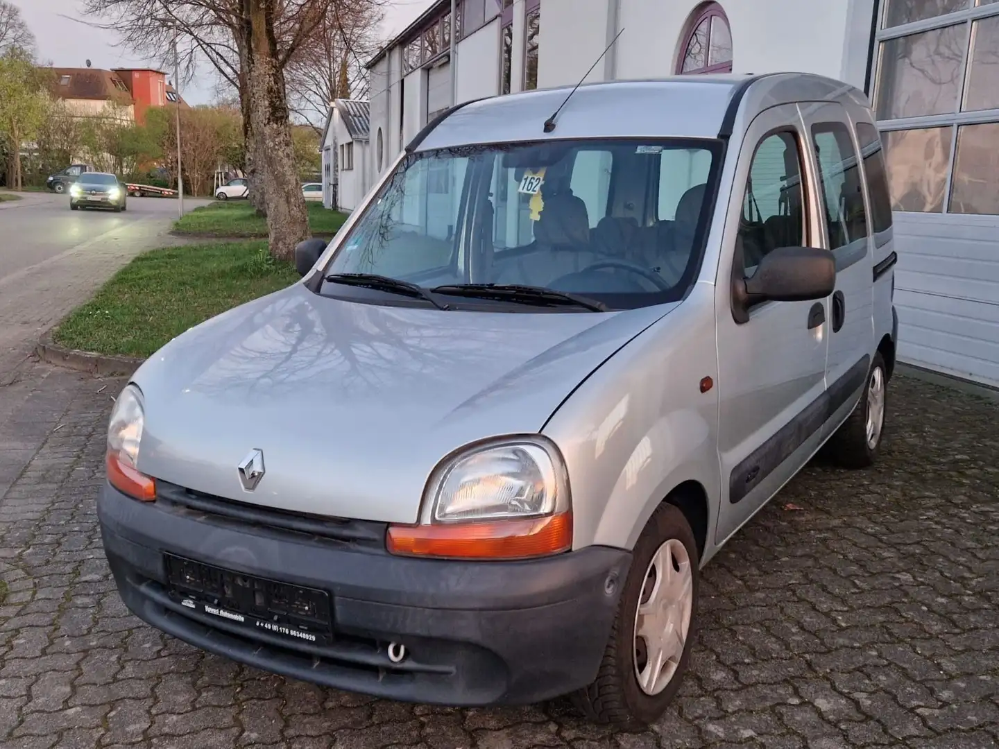 Renault Kangoo Authentique TÜV Neu Weiß - 2