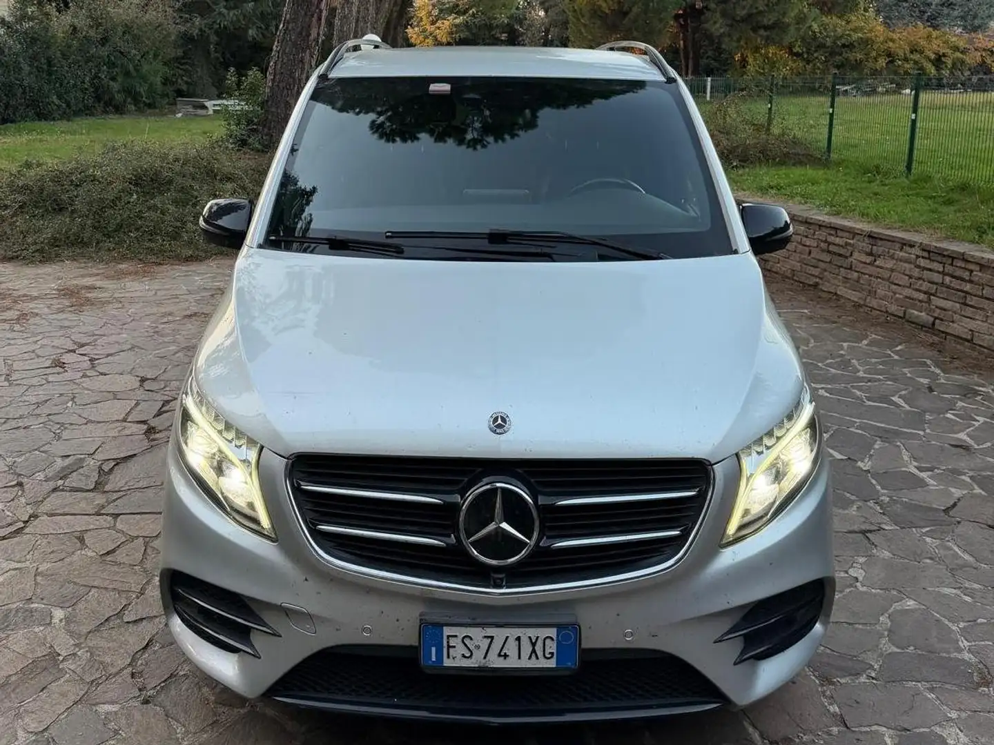 Mercedes-Benz V Classe V 250 d Exclusive 4matic Long Automatico Argento - 2