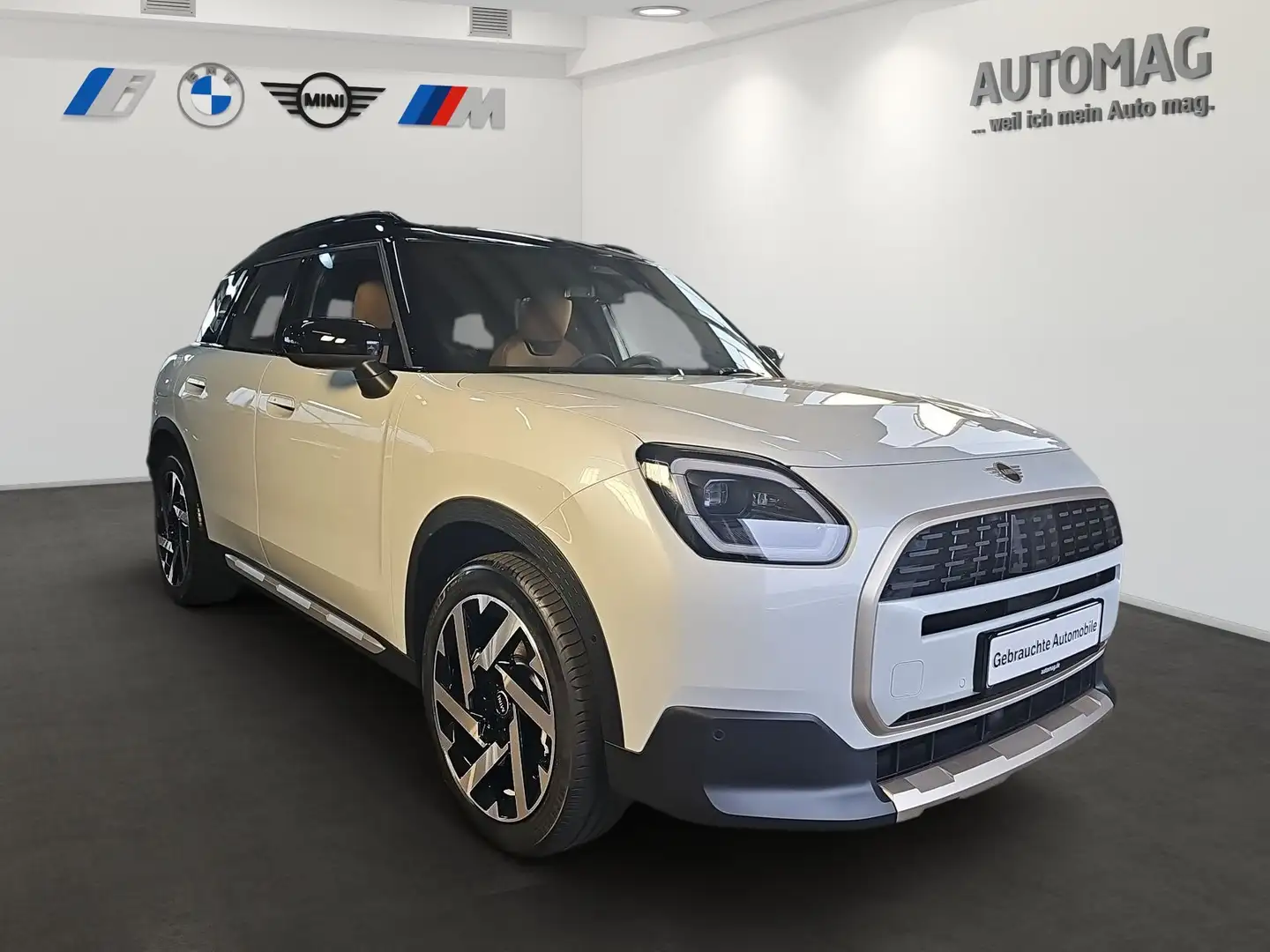 MINI Countryman C Paket S*Head Up*Driving Assist*LED*Aut.*DAB* Bílá - 2