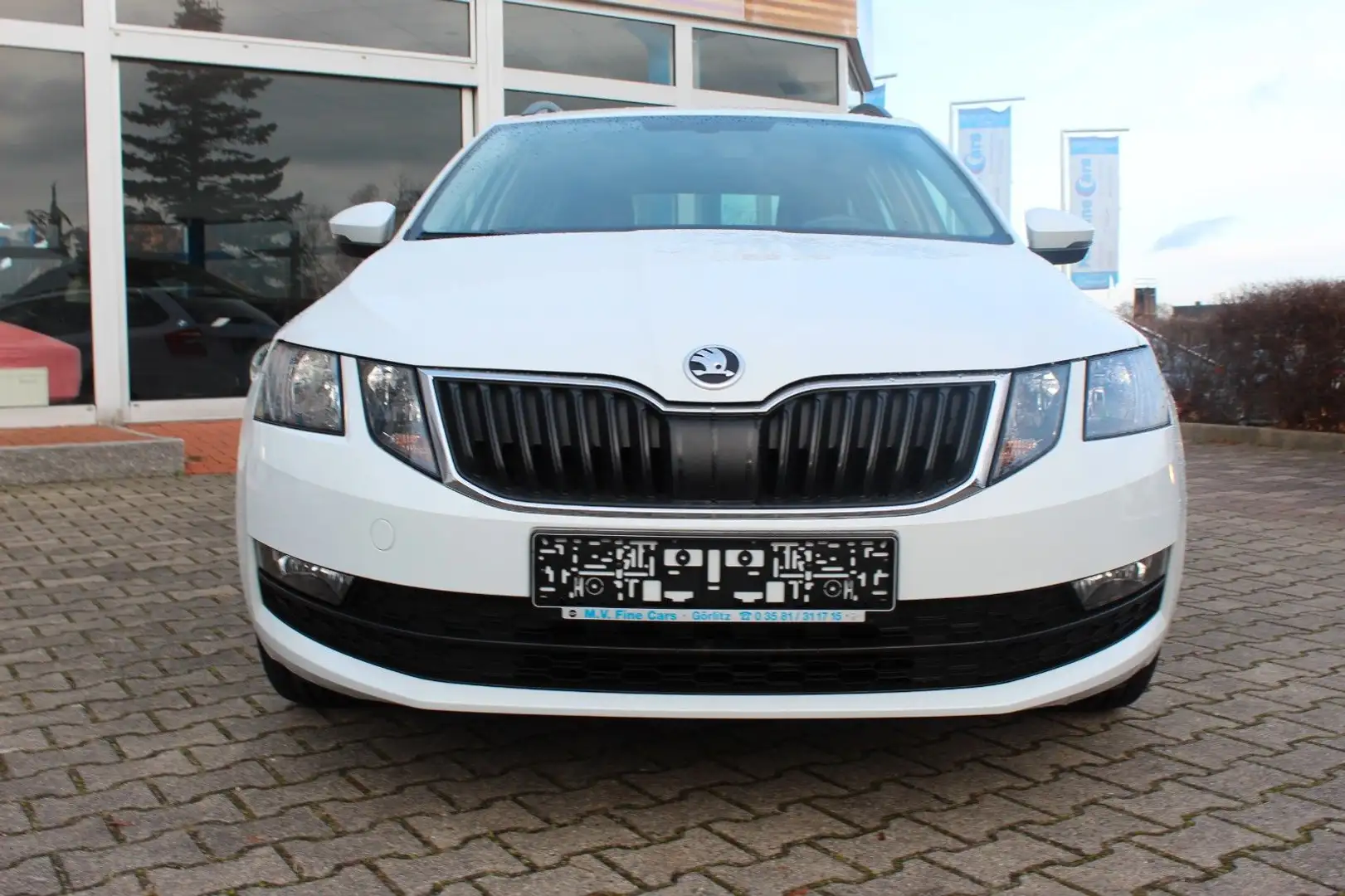Skoda Octavia Automatik*BT*Navi* Weiß - 2