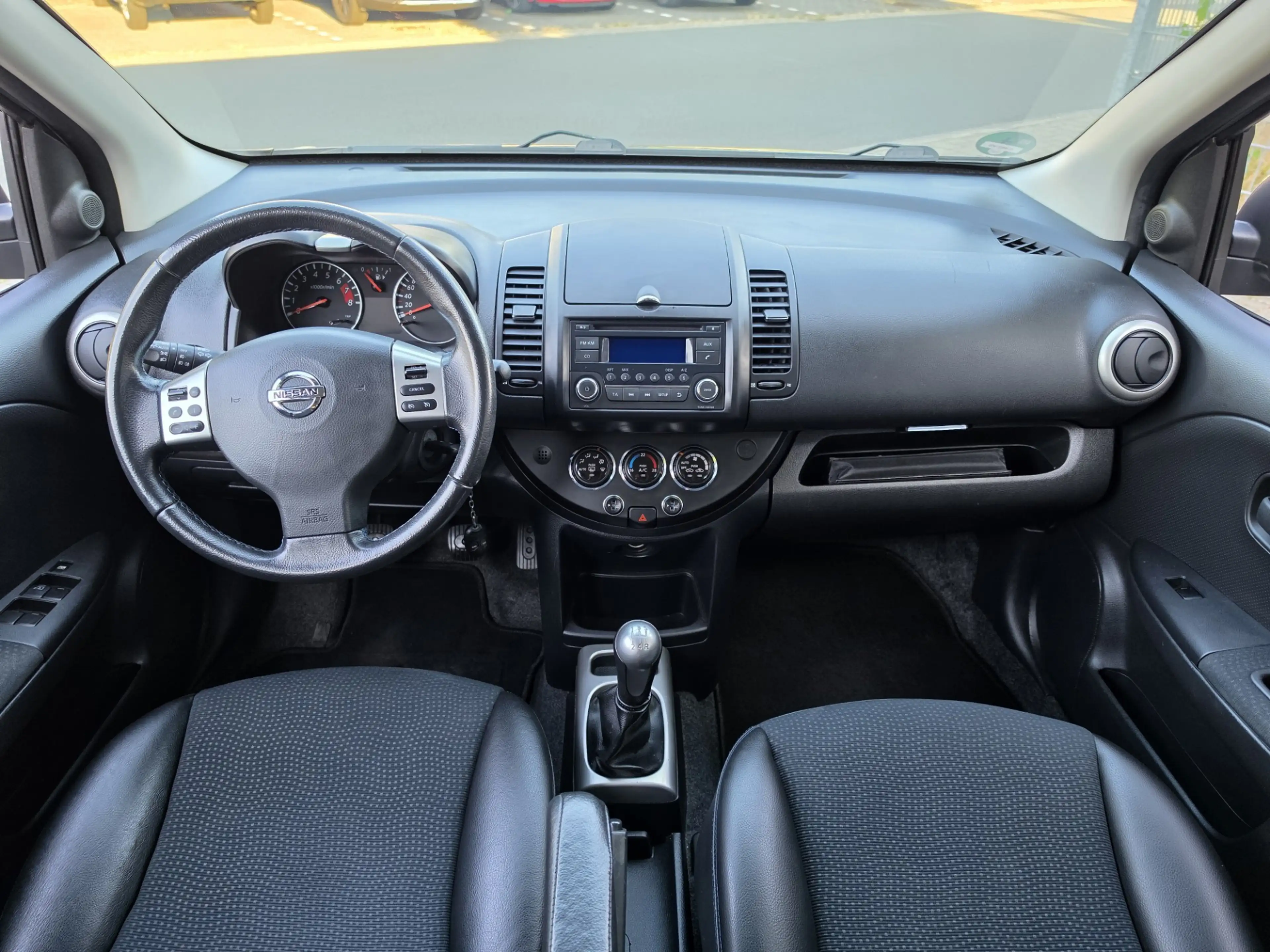 Nissan Note 1.6 Life + — photo 7