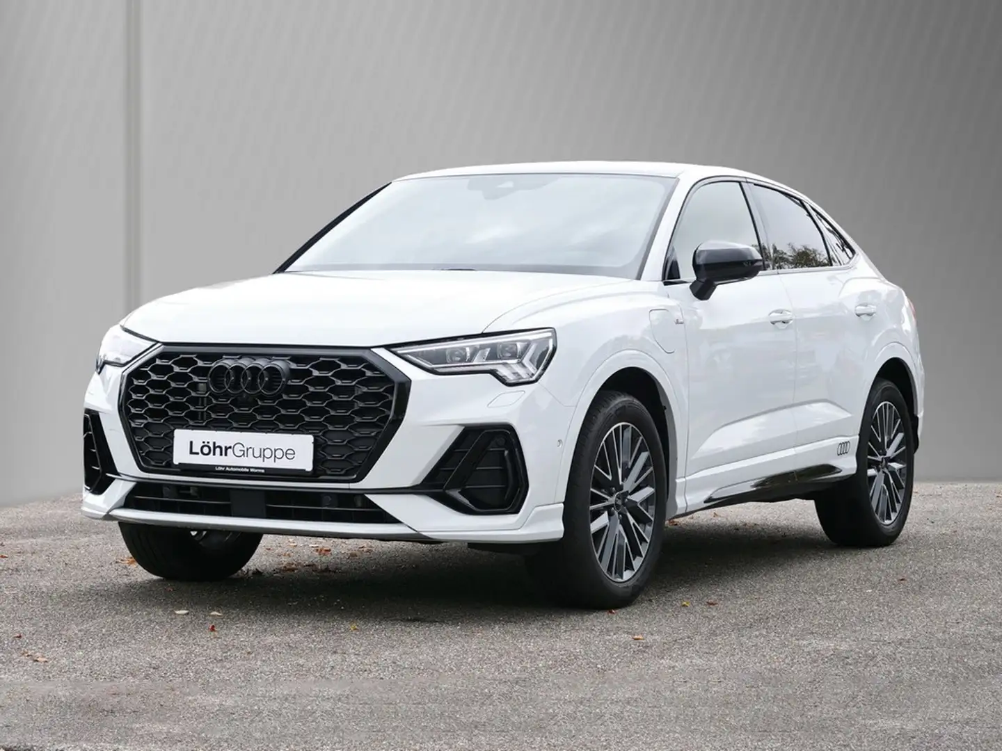 Audi Q3 Sportback 45 TFSI e S-Line *PANO*MATRIX*AHK* Weiß - 2