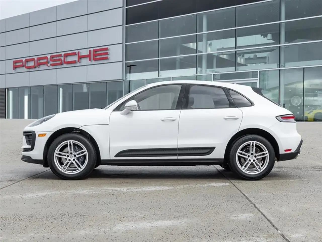 Porsche Macan снимка Porsche Macan