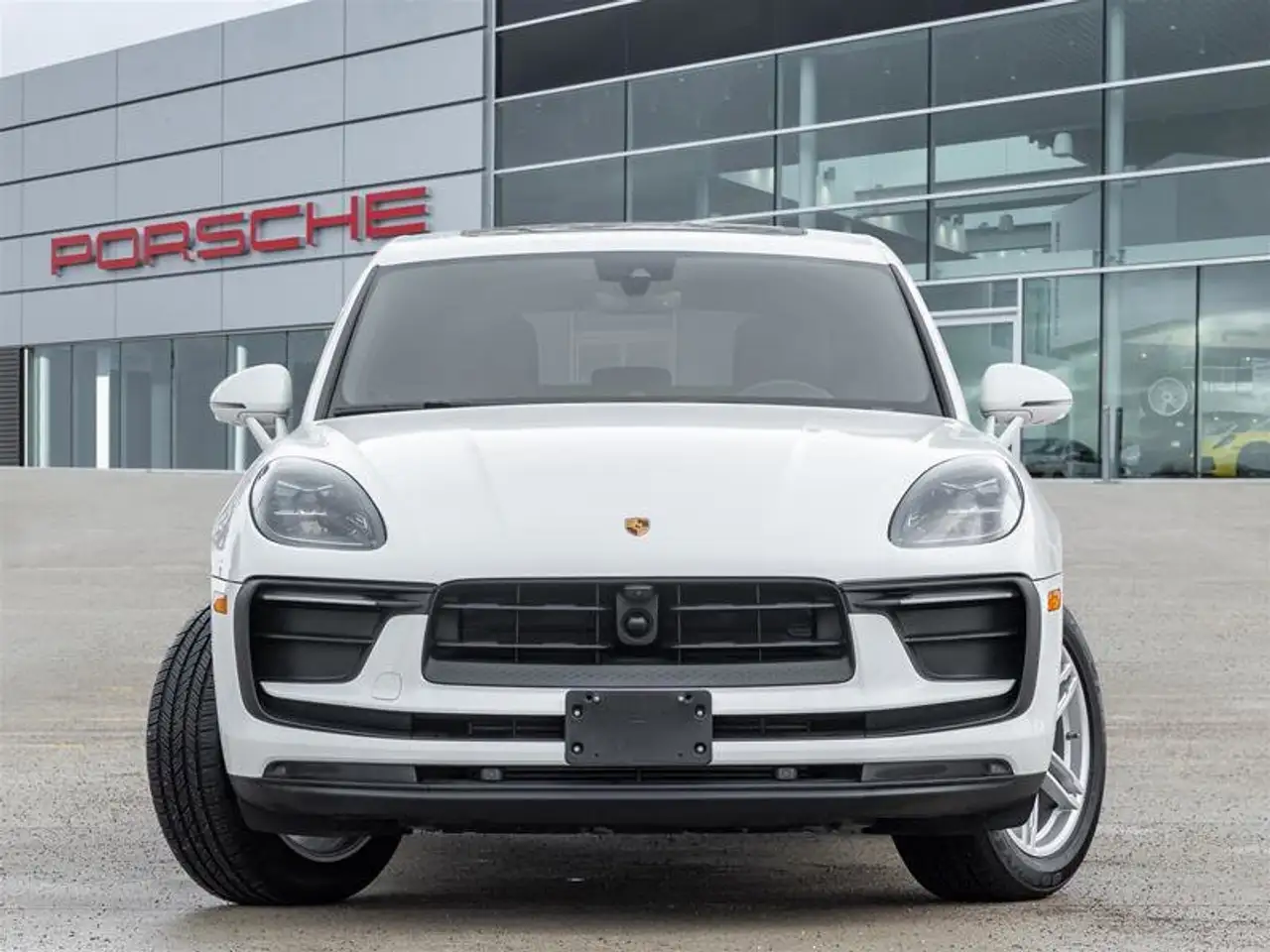 Porsche Macan снимка Porsche Macan