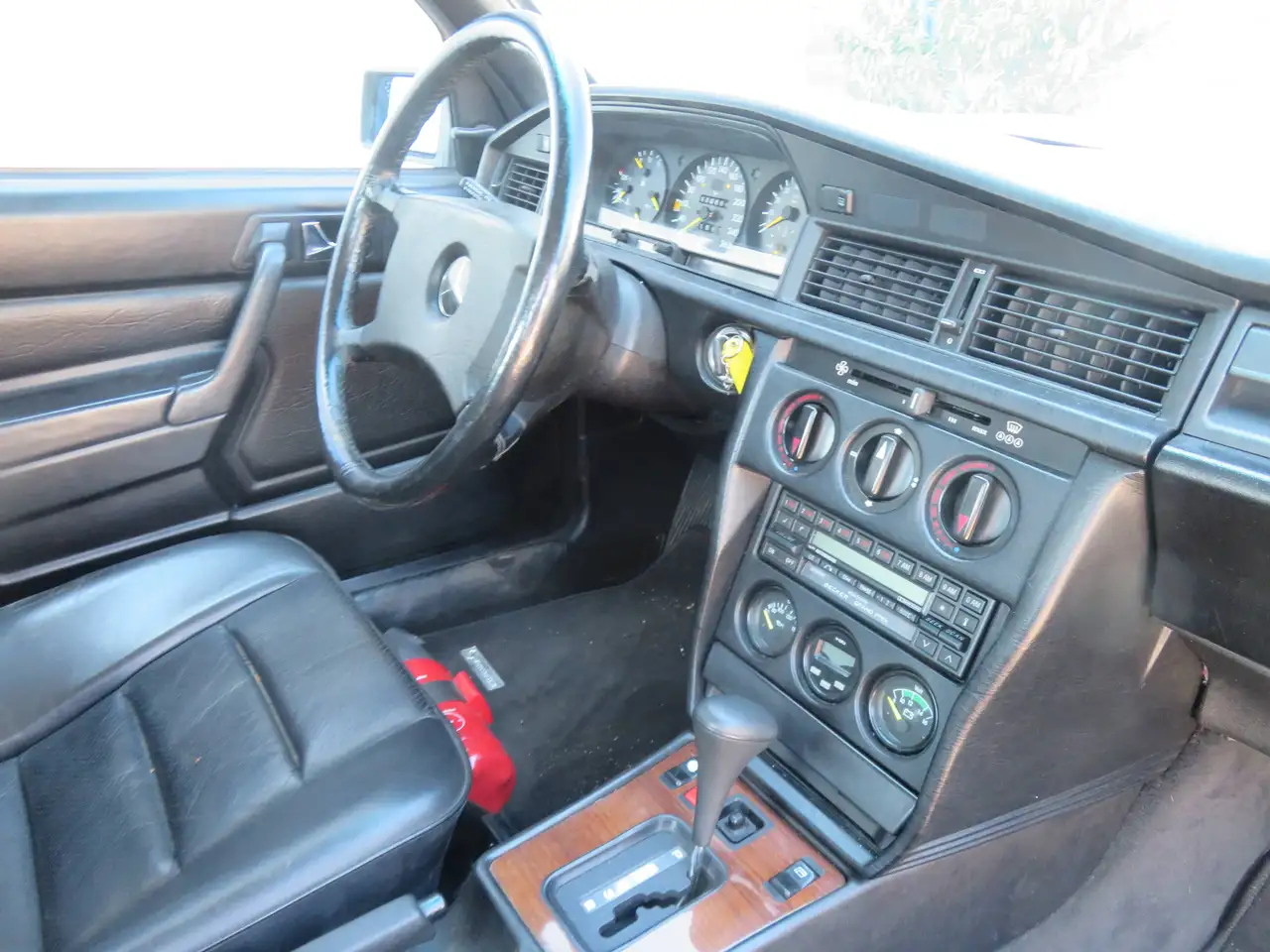 Mercedes-Benz 190 E 2.3-16V, foto 11