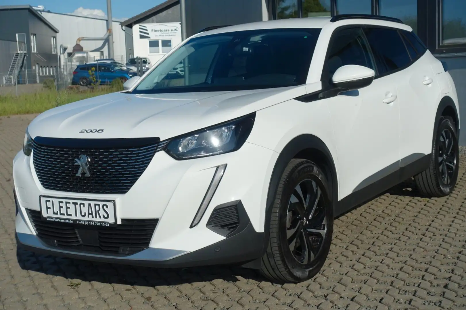 Peugeot 2008 Allure 1.5 Blue HDI Automatik | Sitzheizung Blanc - 1