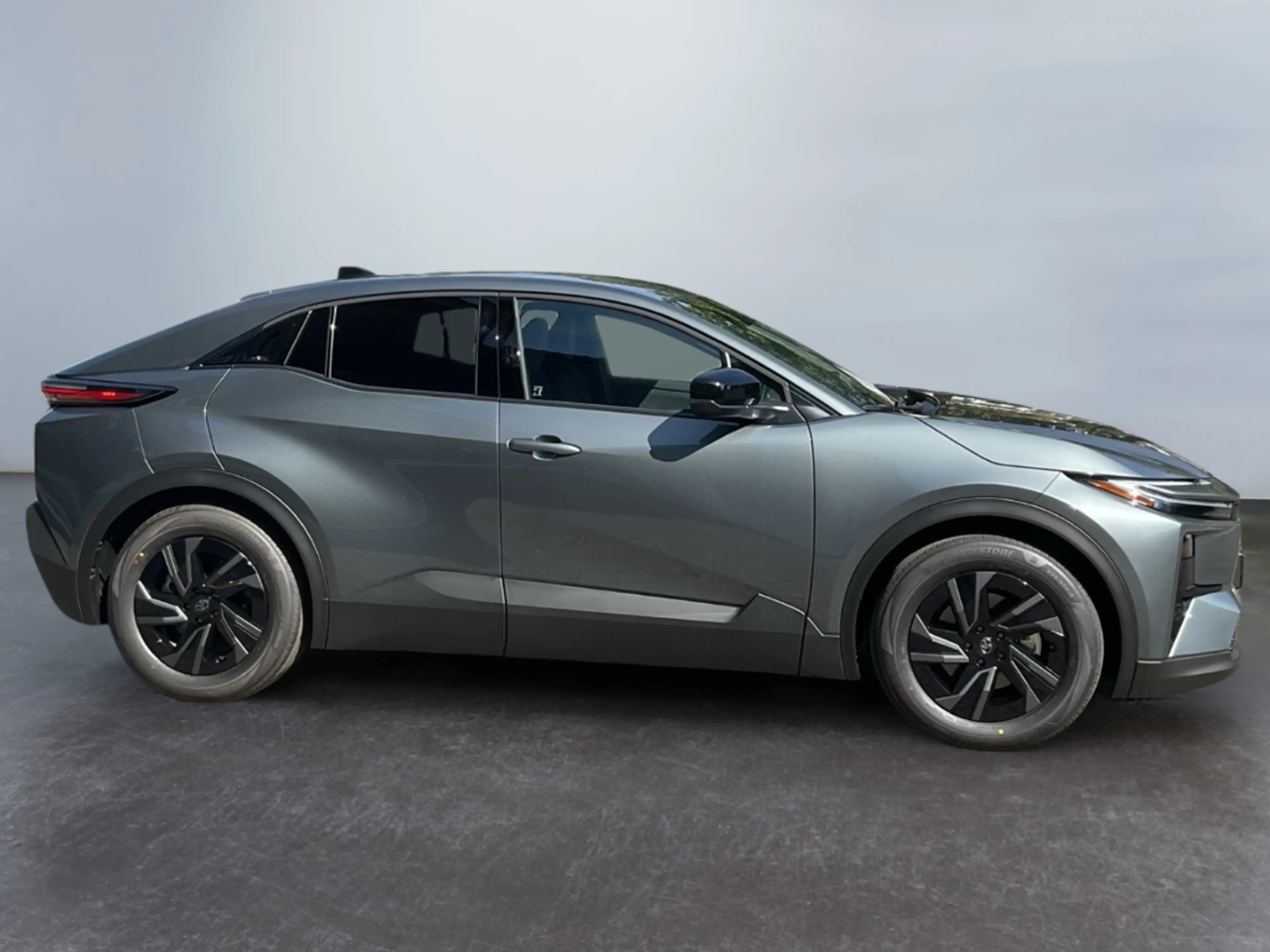 Toyota C-HR+ Teamplayer *CarPlay *Acc *Pdc vo. & hi. — photo 2