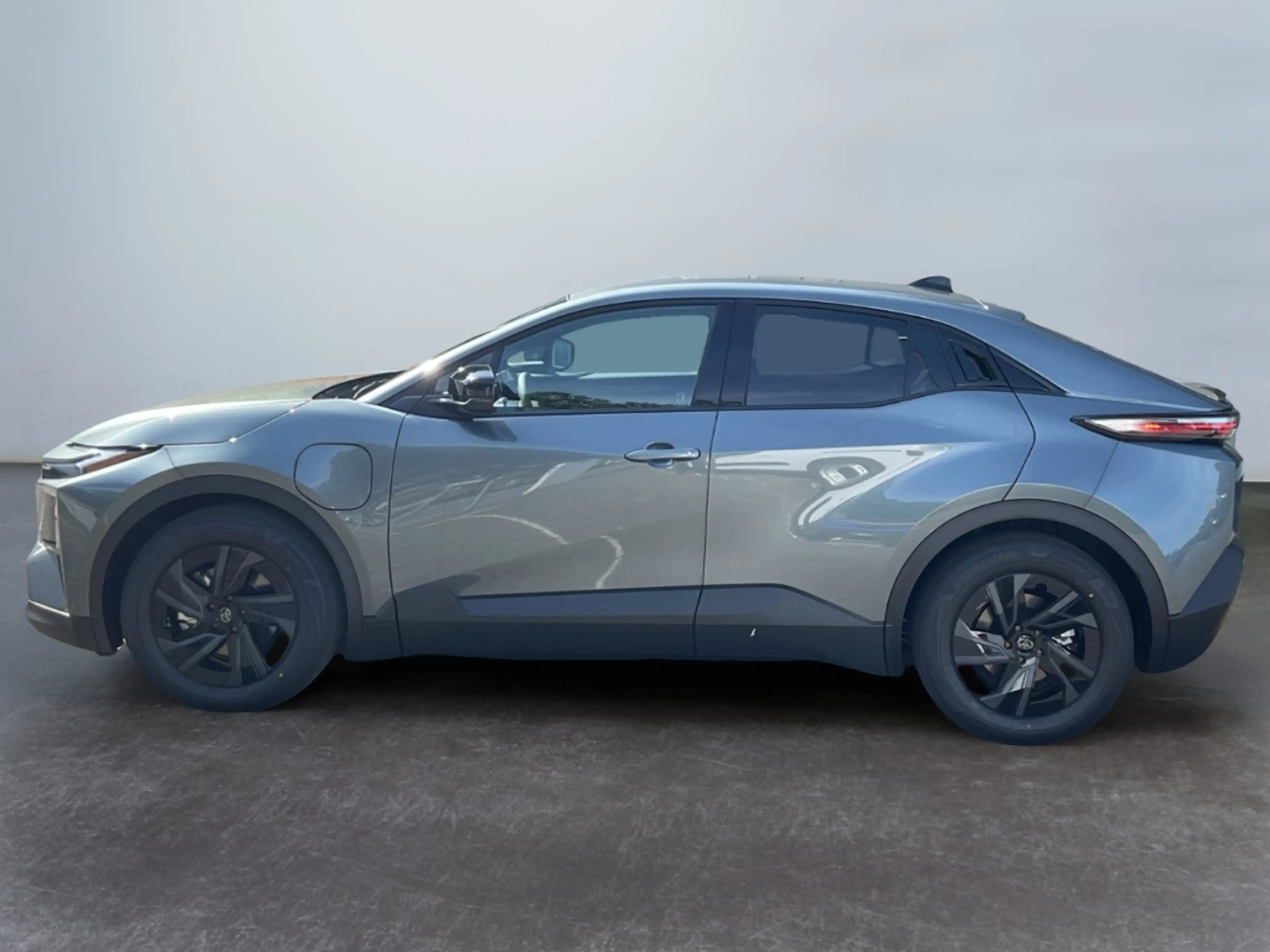 Toyota C-HR+ Teamplayer *CarPlay *Acc *Pdc vo. & hi. — photo 6