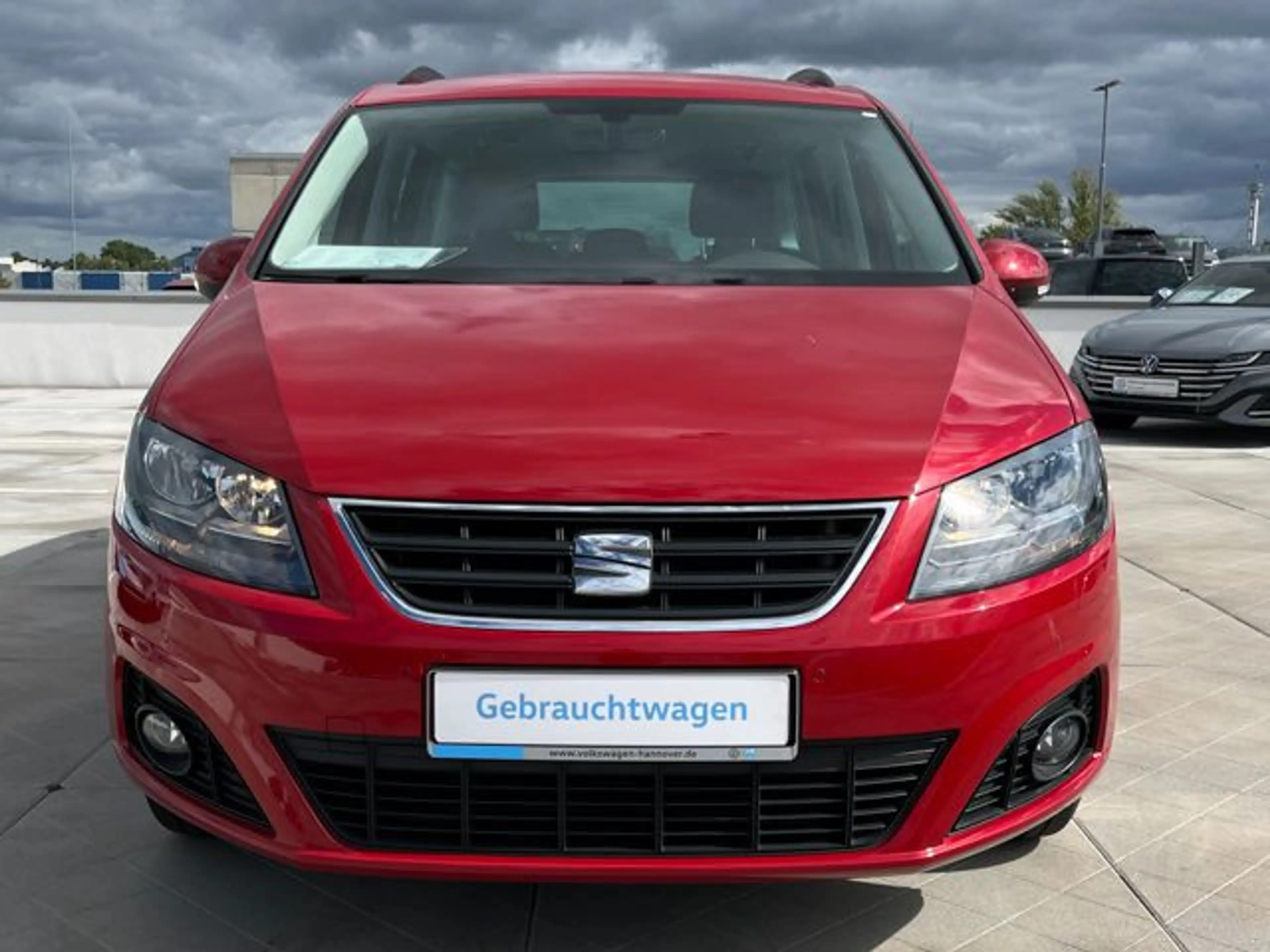 SEAT Alhambra 2.0 TSI DSG Navi AHK "8-fach bereift" 7 — photo 9