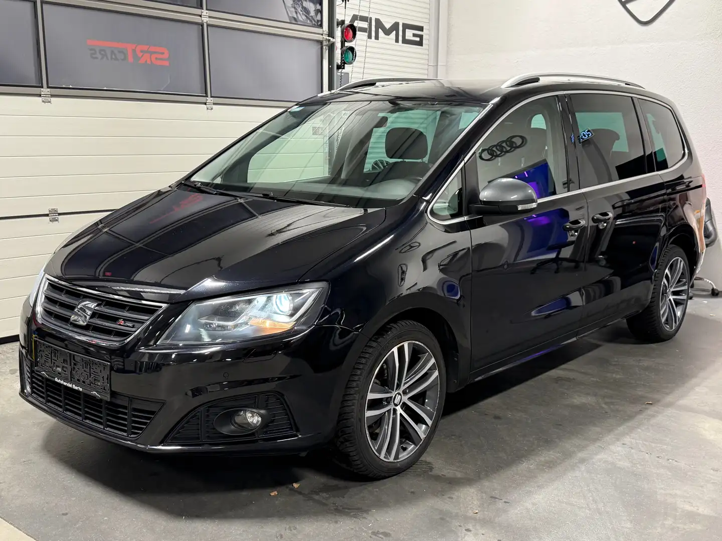 SEAT Alhambra FR-Line*Panoramadach*Navi*Leder*Xenon* Schwarz - 1