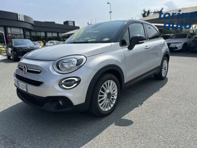 Fiat 500X view 3