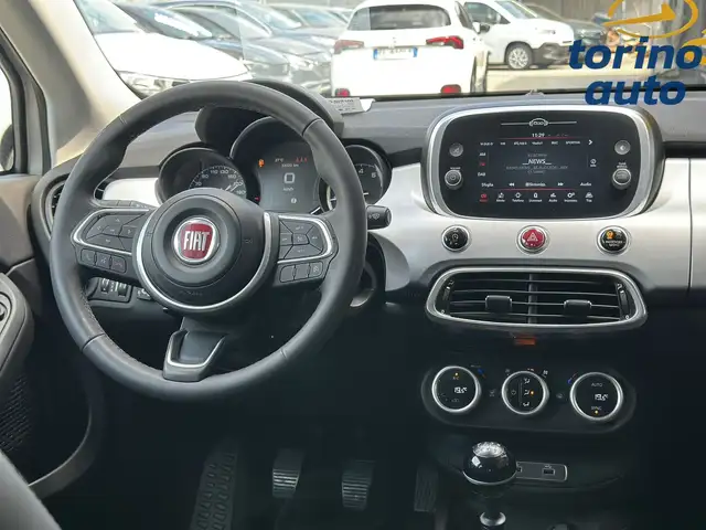 Fiat 500X view 16