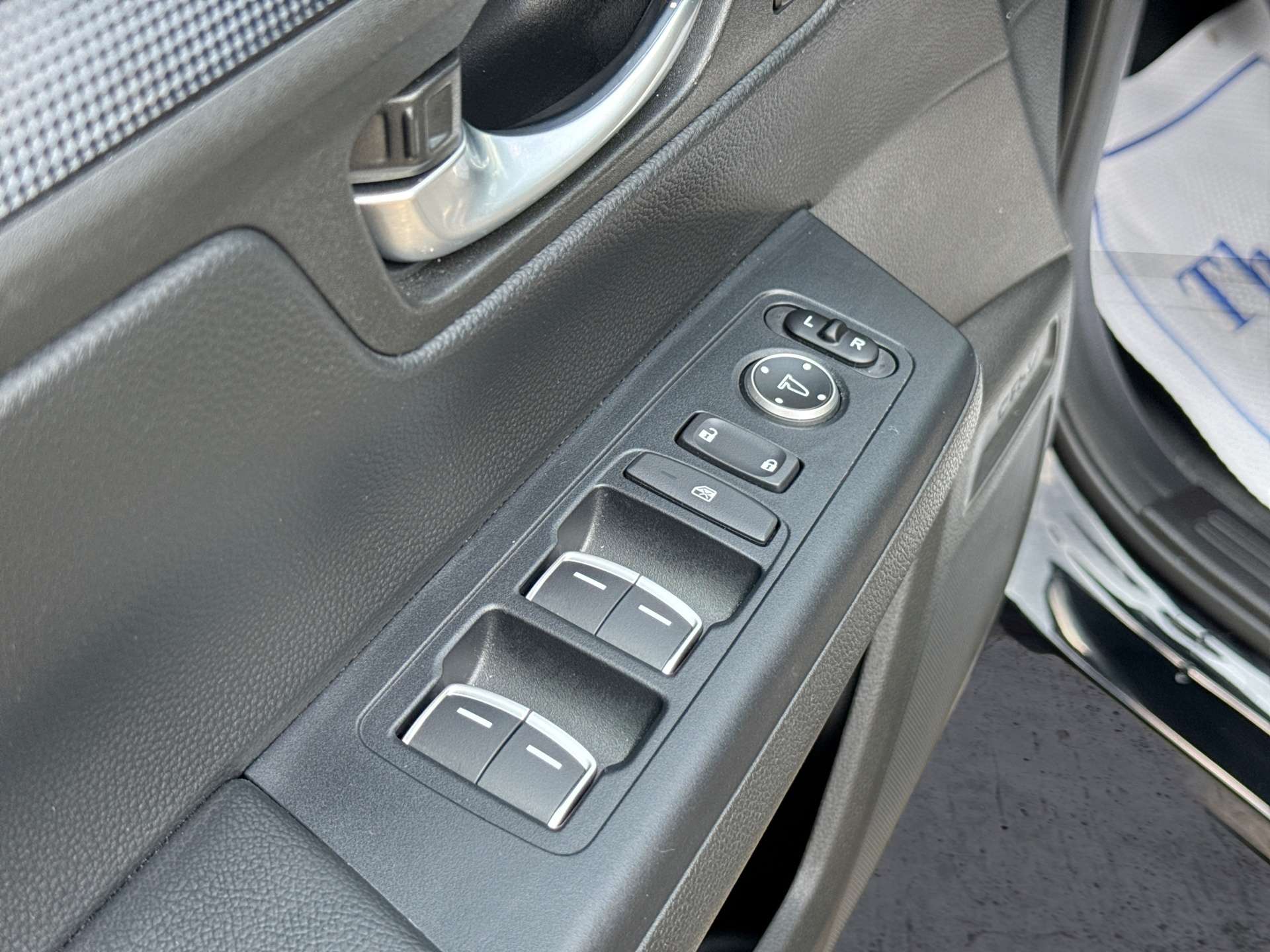used 2025 Honda CR-V car, priced at $40,950