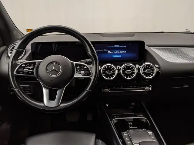 Mercedes-Benz Gla view 7