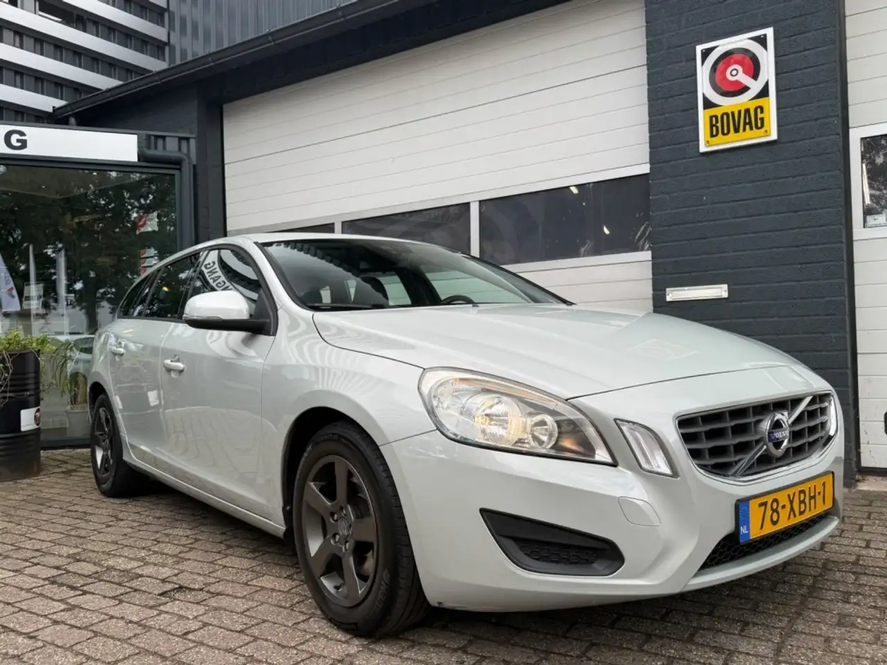 Volvo V60