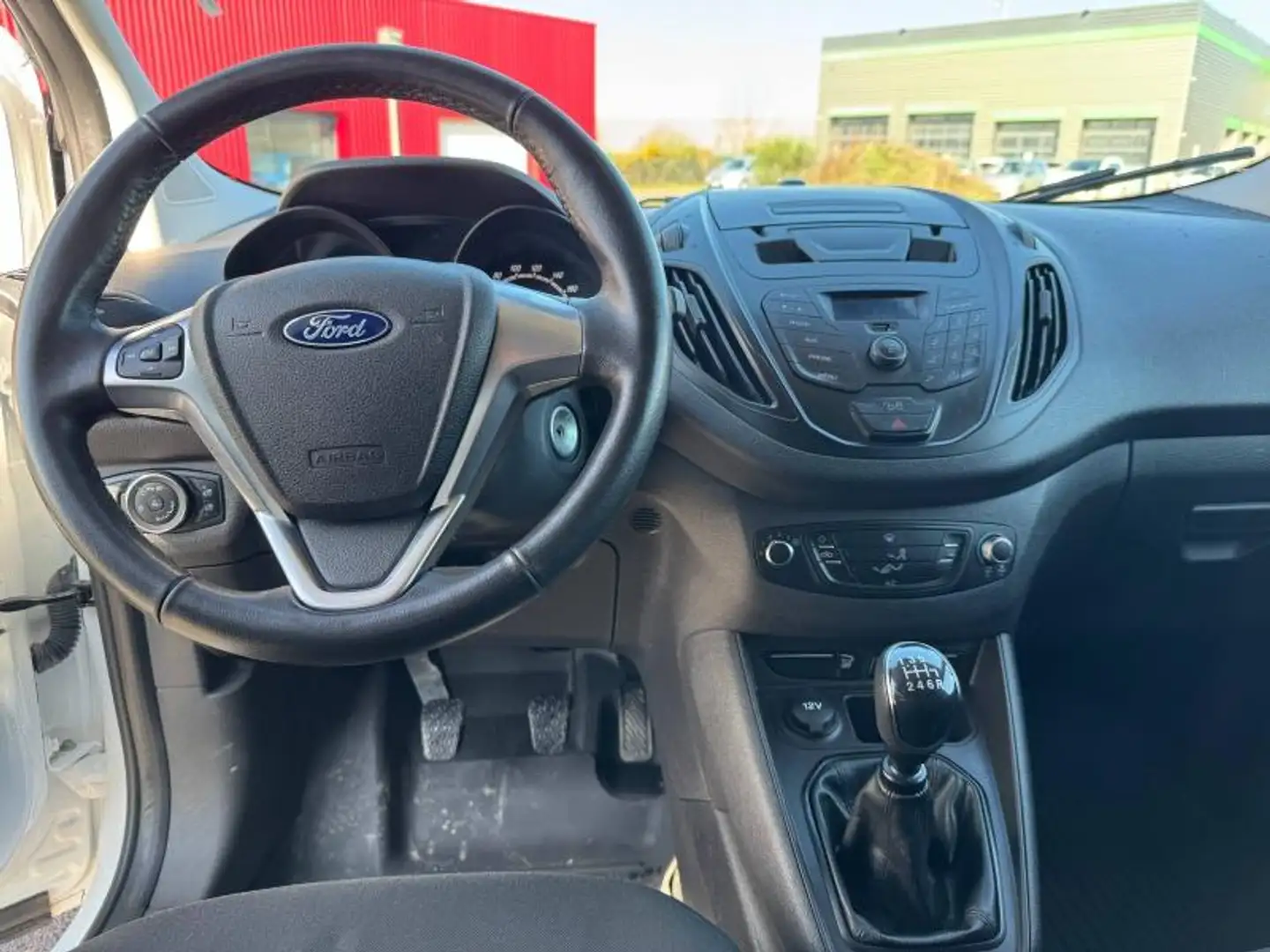 Ford Transit Courier 1.5 TDCI 75ch Stop\u0026Start Trend Blanc - 2
