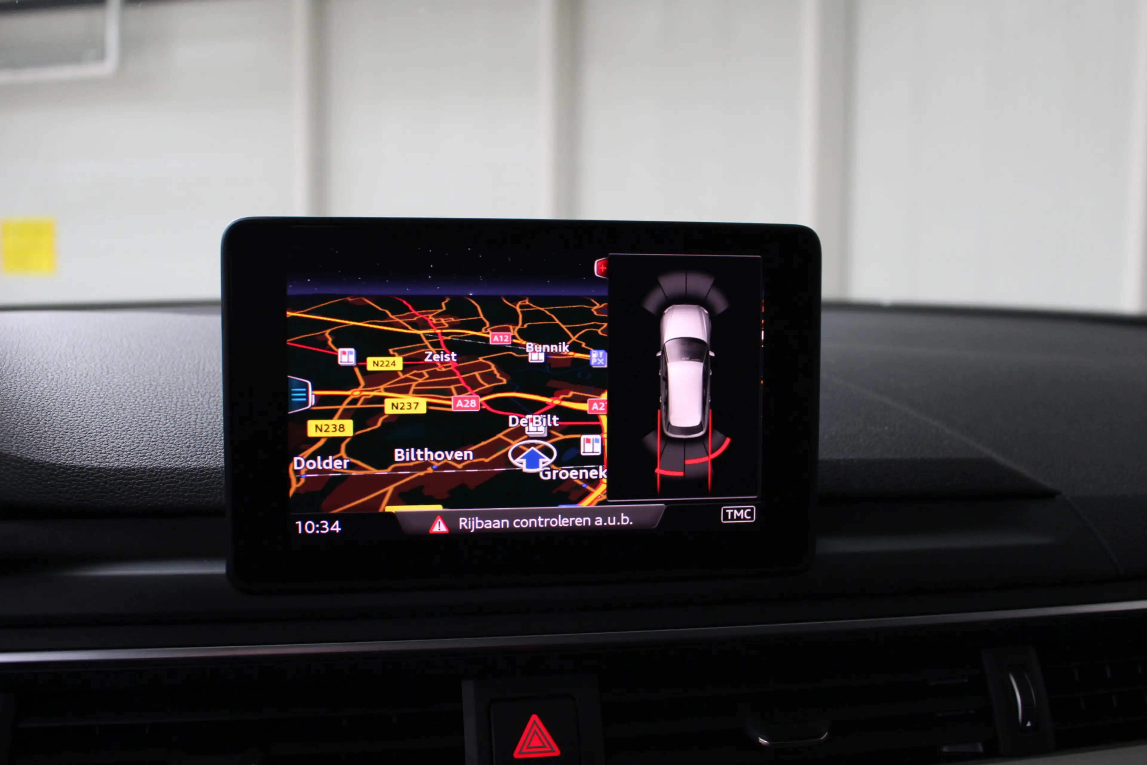 Audi A4 Avant 35 TFSI Pro Line Navigatie | Parkeersensoren — photo 16