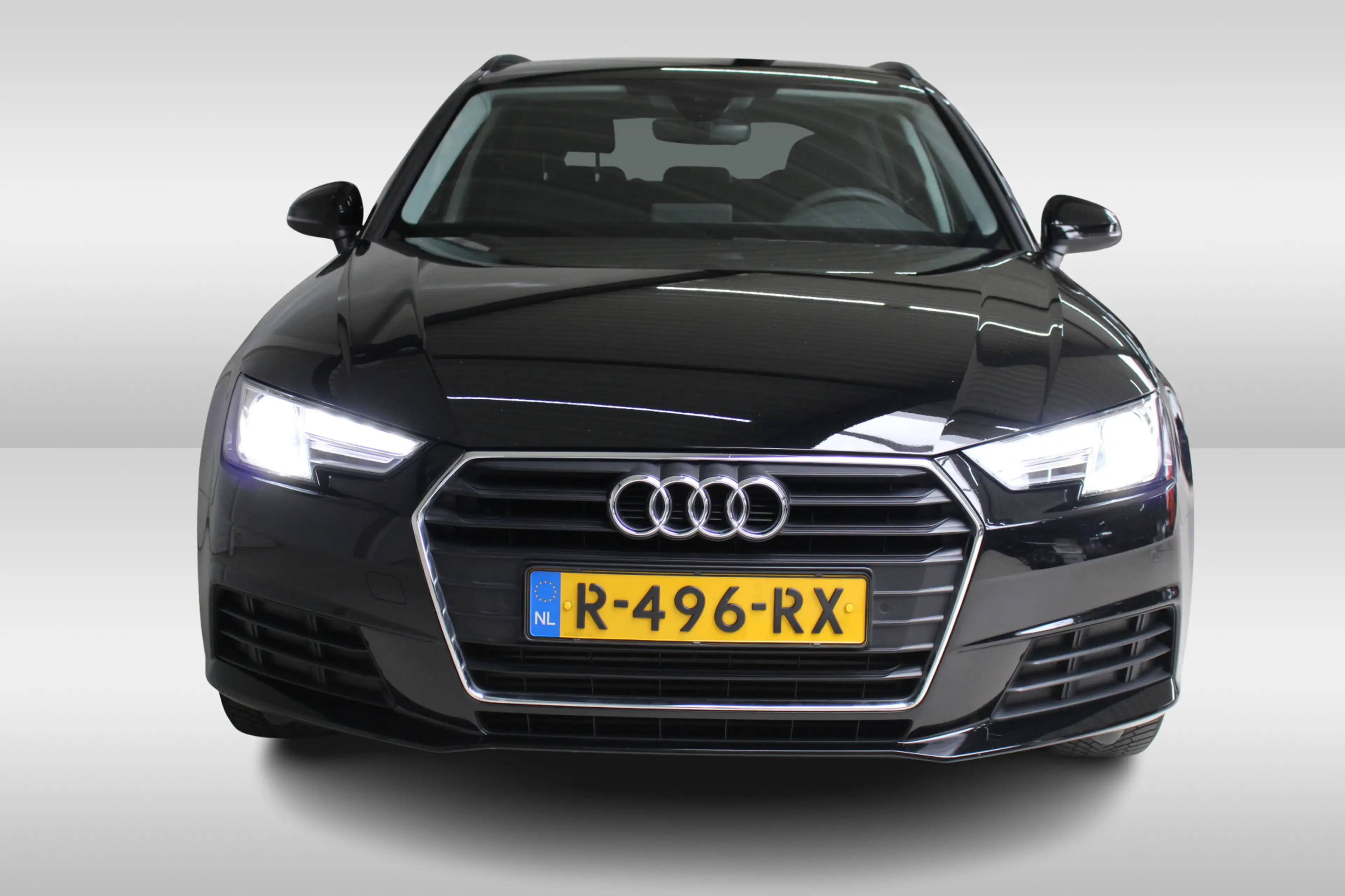 Audi A4 Avant 35 TFSI Pro Line Navigatie | Parkeersensoren — photo 6