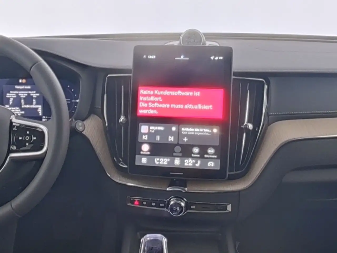 Volvo XC60 T6 Ultra Dark AWD HUD AD StandHZG AHK Digitales Co, миниатюра 16