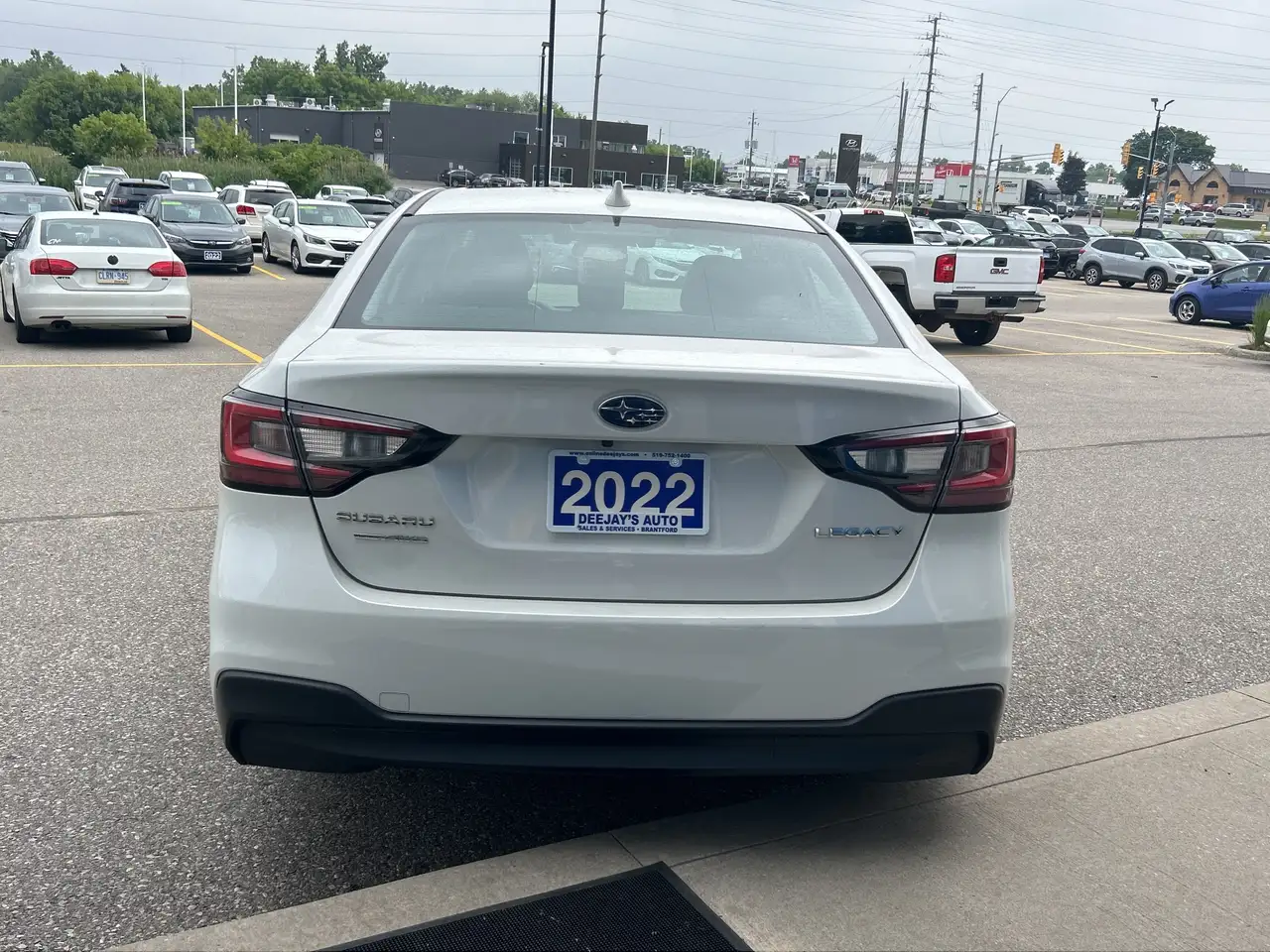 Subaru Legacy снимка Subaru Legacy
