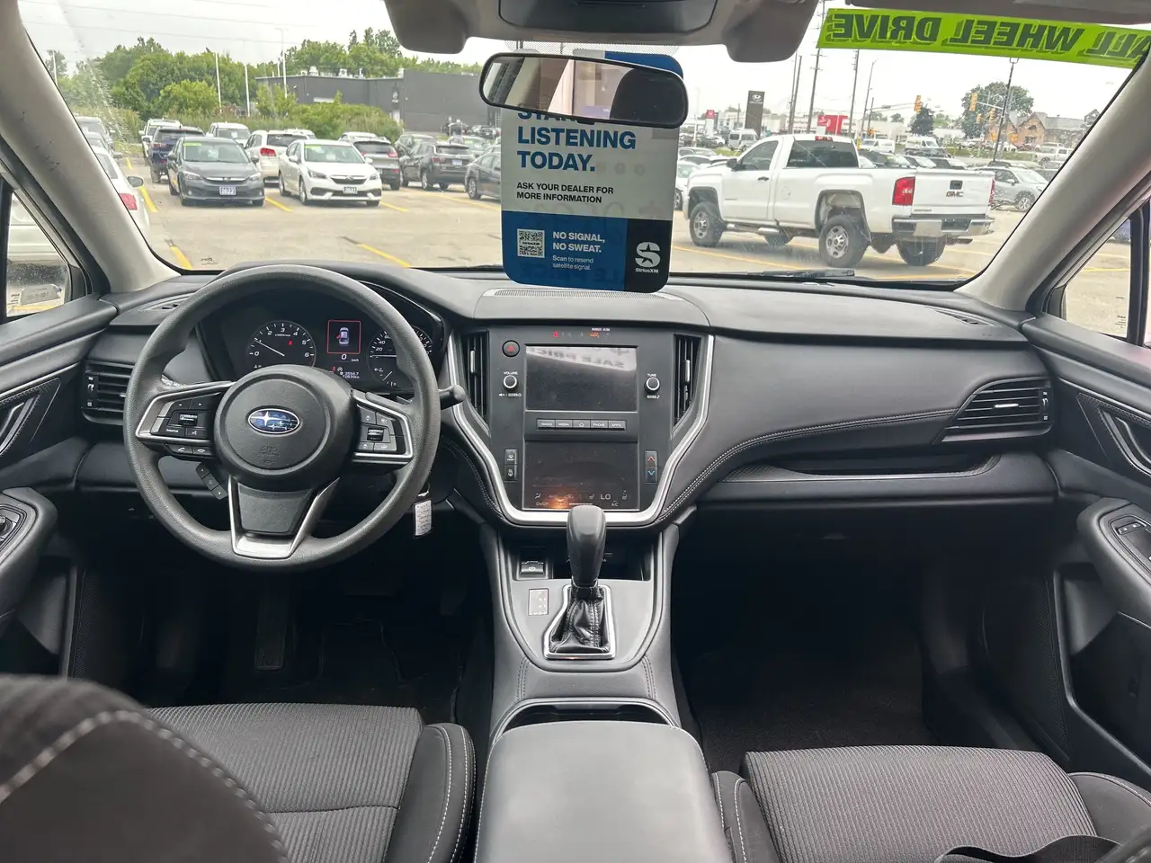 Subaru Legacy снимка Subaru Legacy