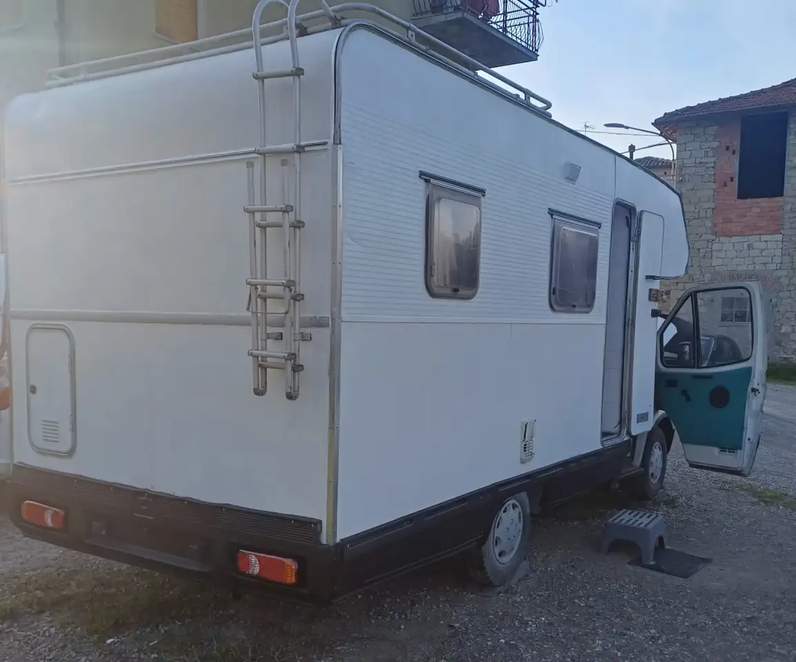 Caravans-Wohnm Ci International, foto 2