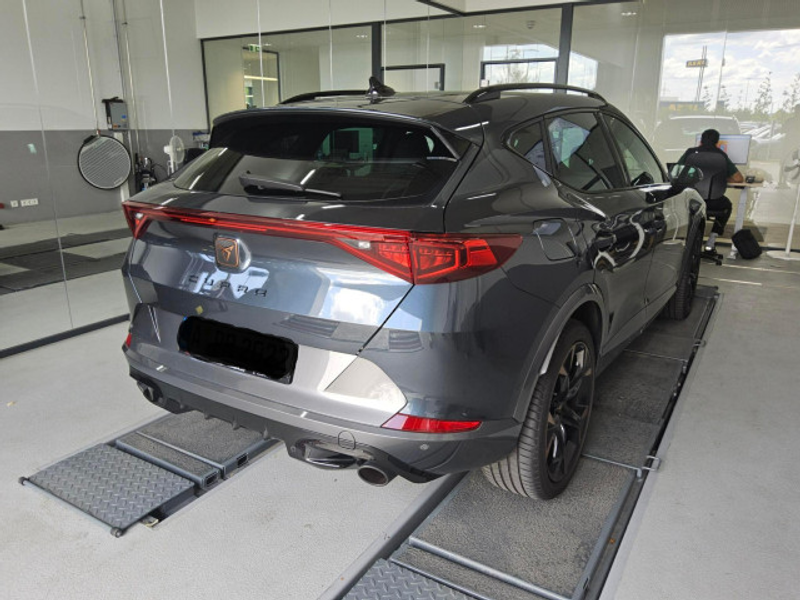 CUPRA Formentor VZ 2.0 TSI DSG *AHK*KAM*LED*NAVI*LANE* — photo 3
