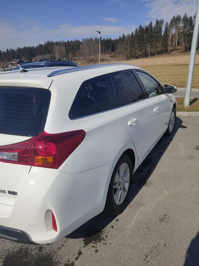 Toyota Auris Auris TS 1,8 VVT-i Hybrid Active Active Weiß - 2