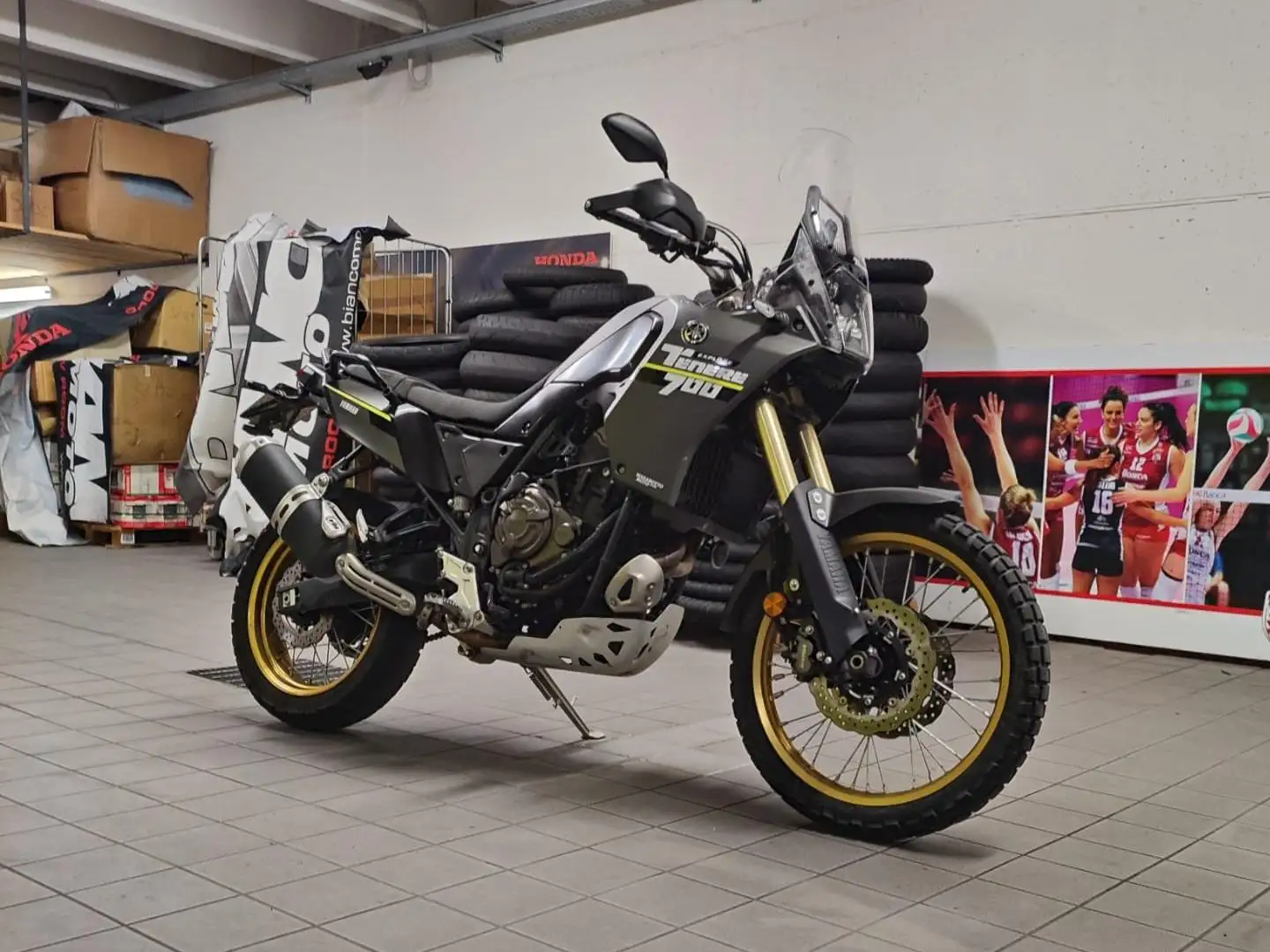 Yamaha Ténéré 700 explorer Grigio - 1