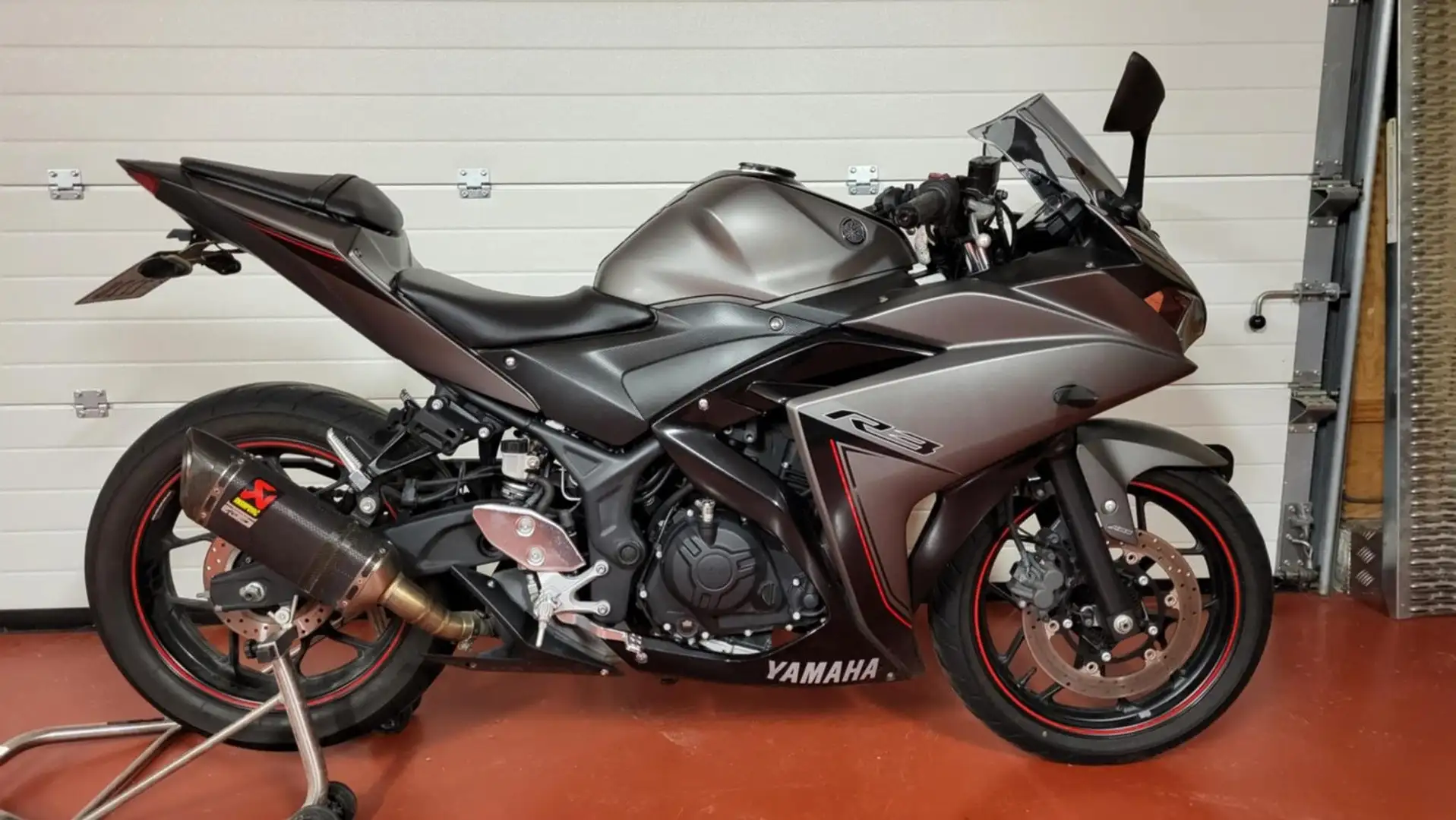 Yamaha YZF-R3 Gri - 2
