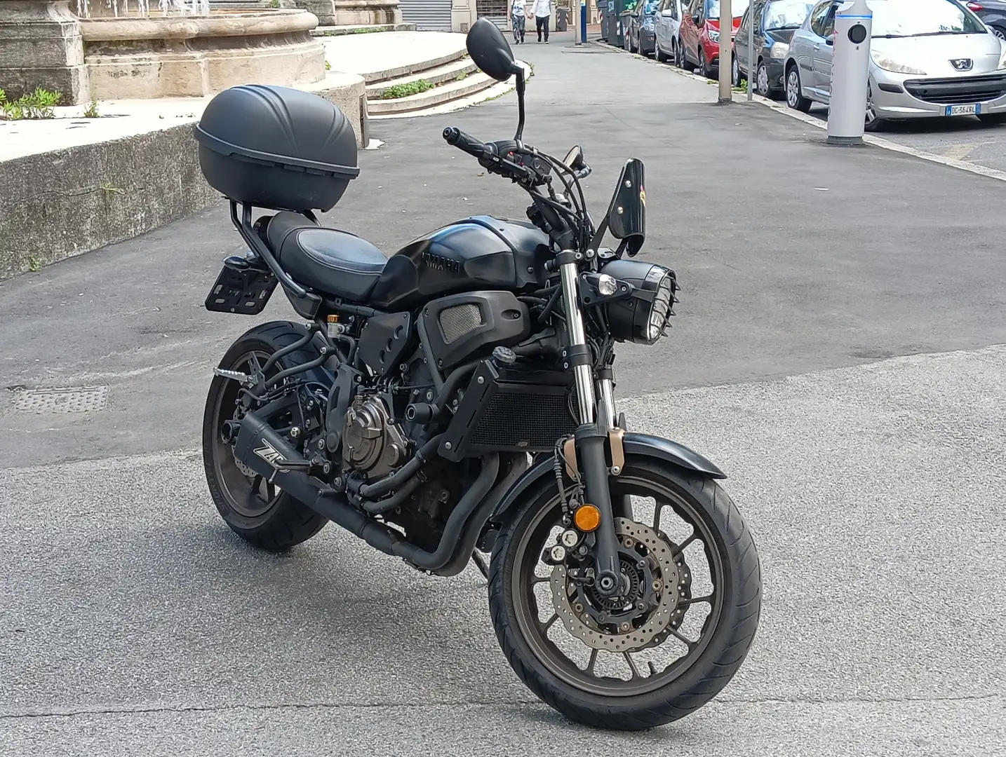 Yamaha XSR 700 Negru - 1