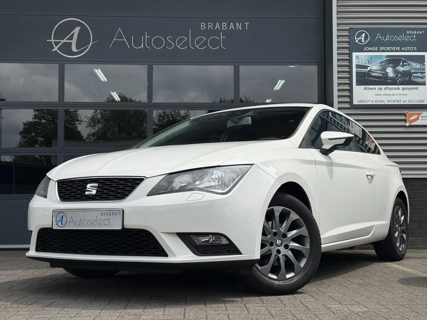 SEAT Leon SC 1.2 TSI I-Tech Clima Cruise PDC Blanc - 1