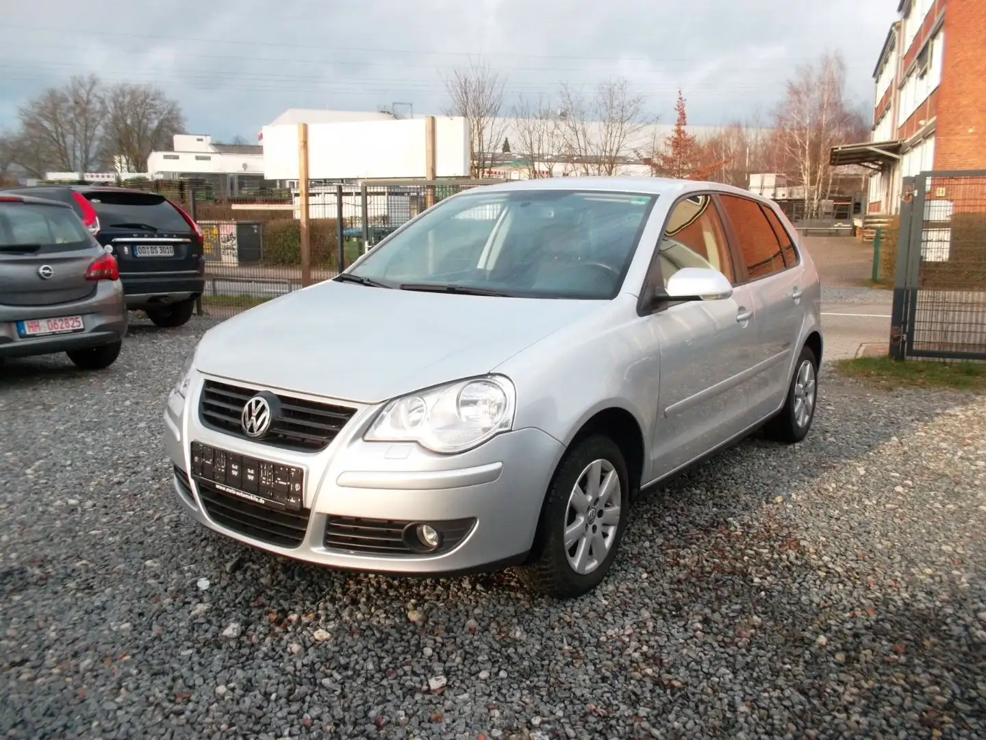 Volkswagen Polo IV United 1,6 Automatik 1.HAND,Nov.angebut Silber - 2