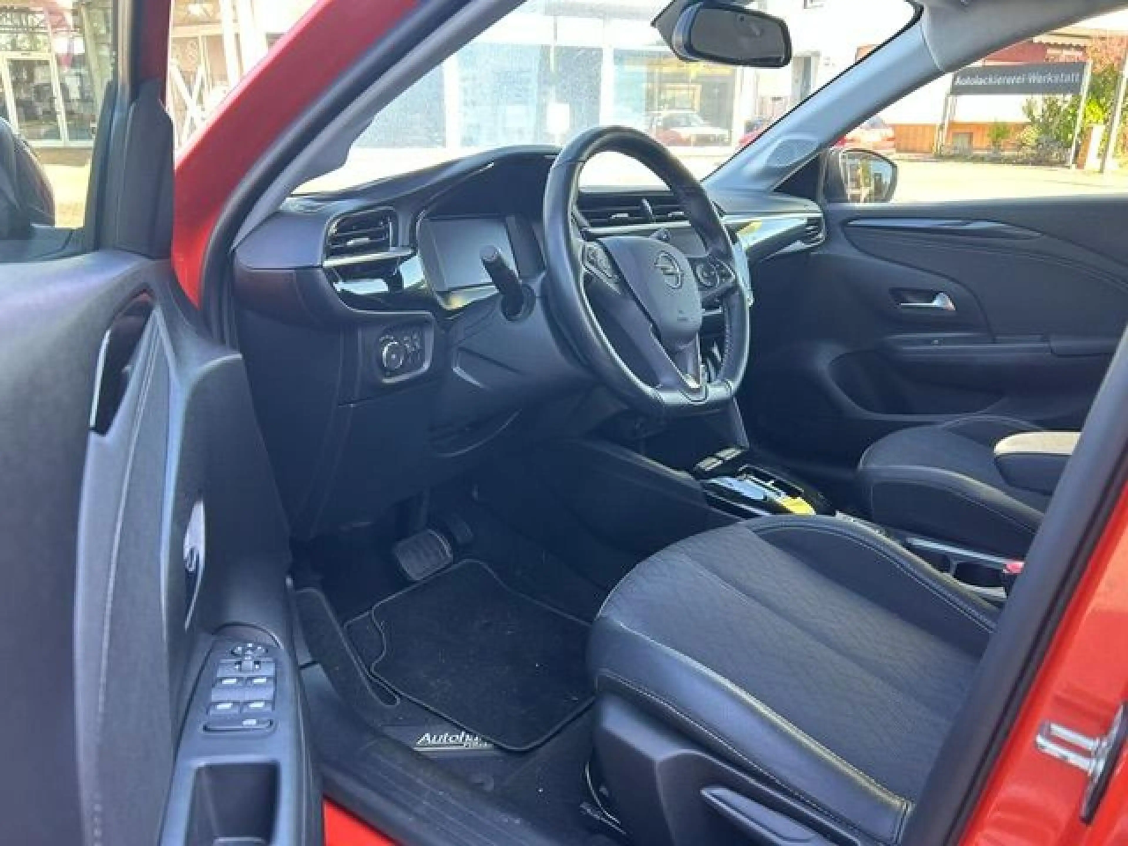 Opel Corsa-e e Elegance — photo 10
