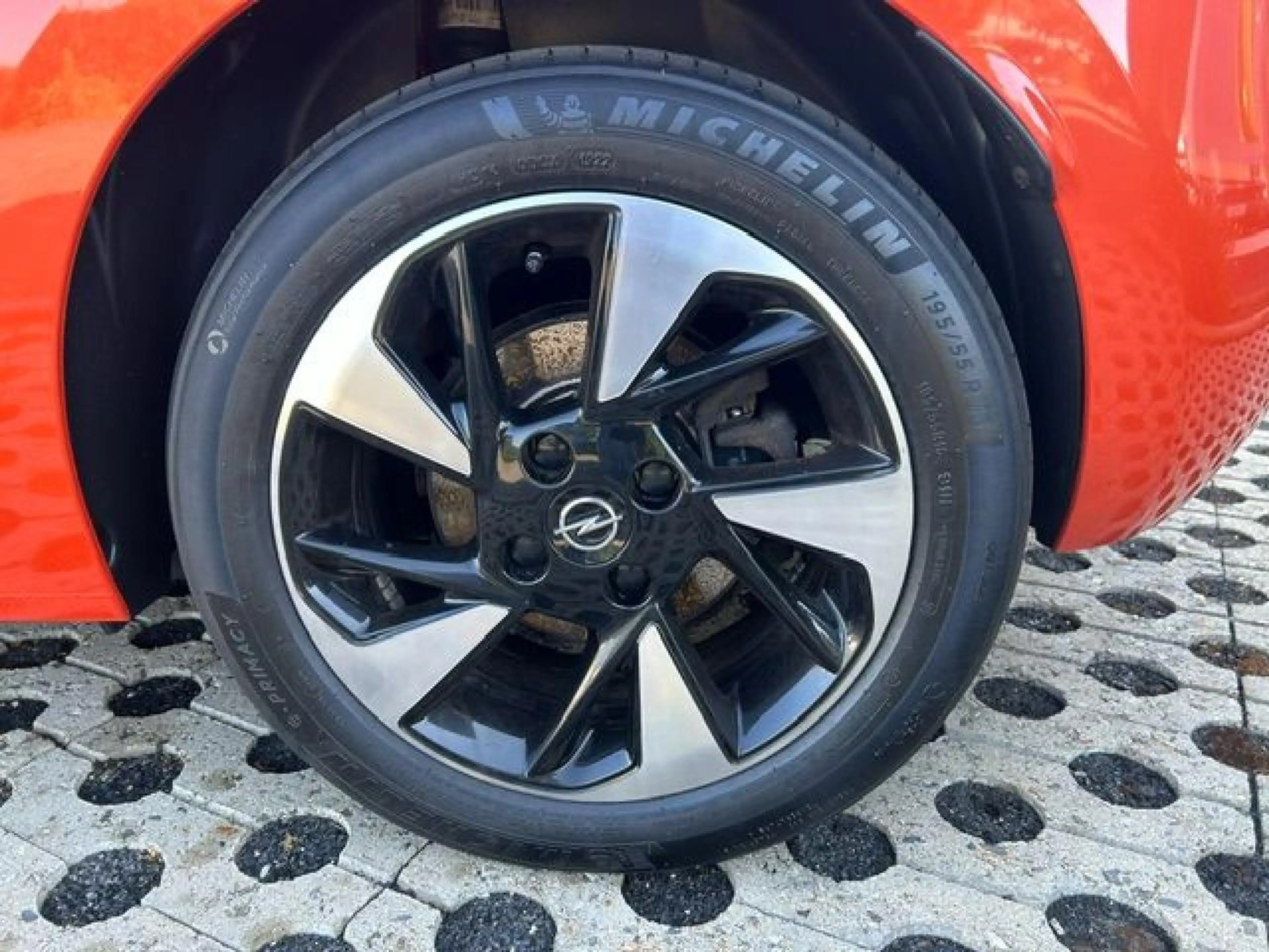 Opel Corsa-e e Elegance — photo 9
