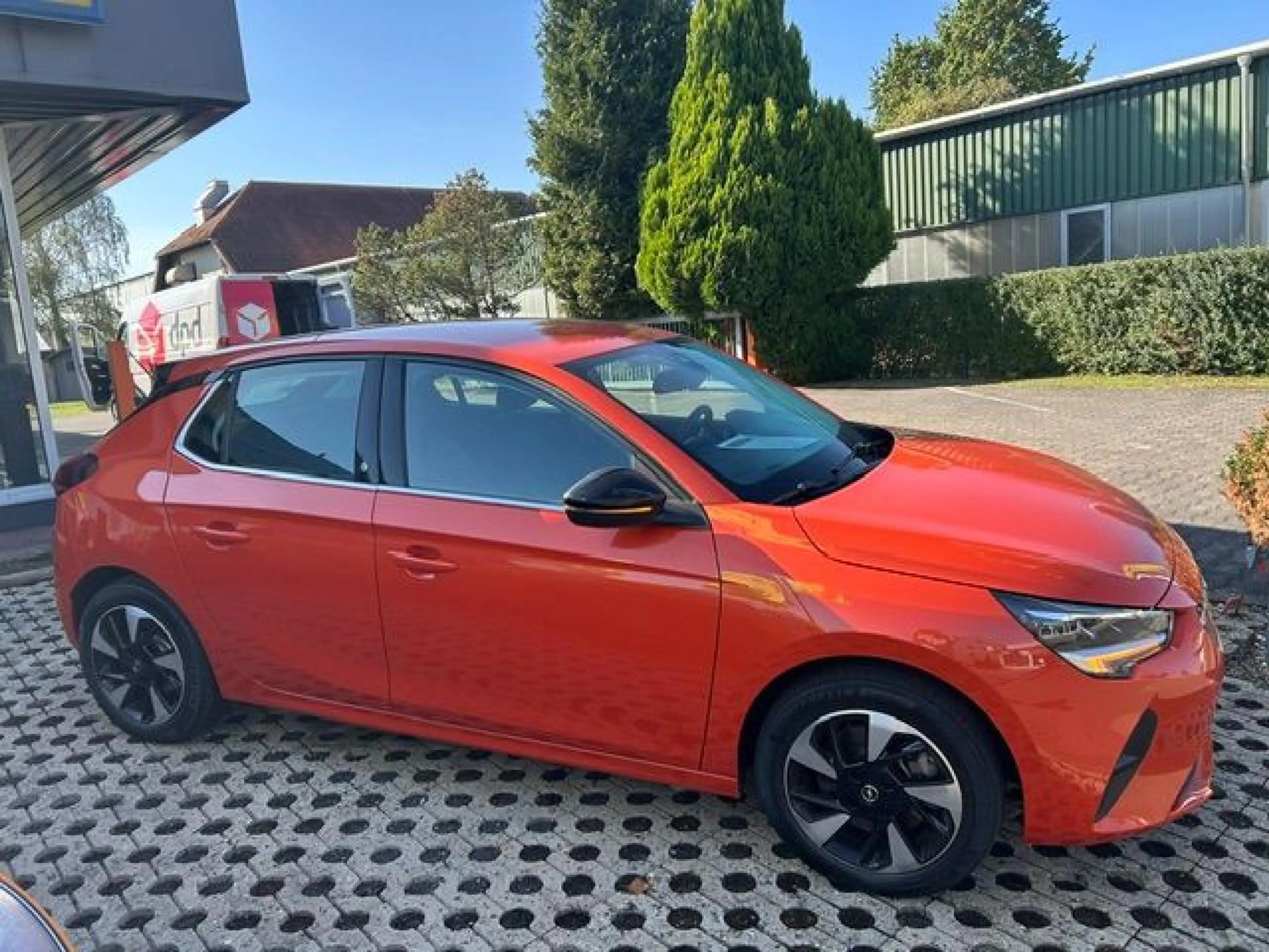 Opel Corsa-e e Elegance — photo 4