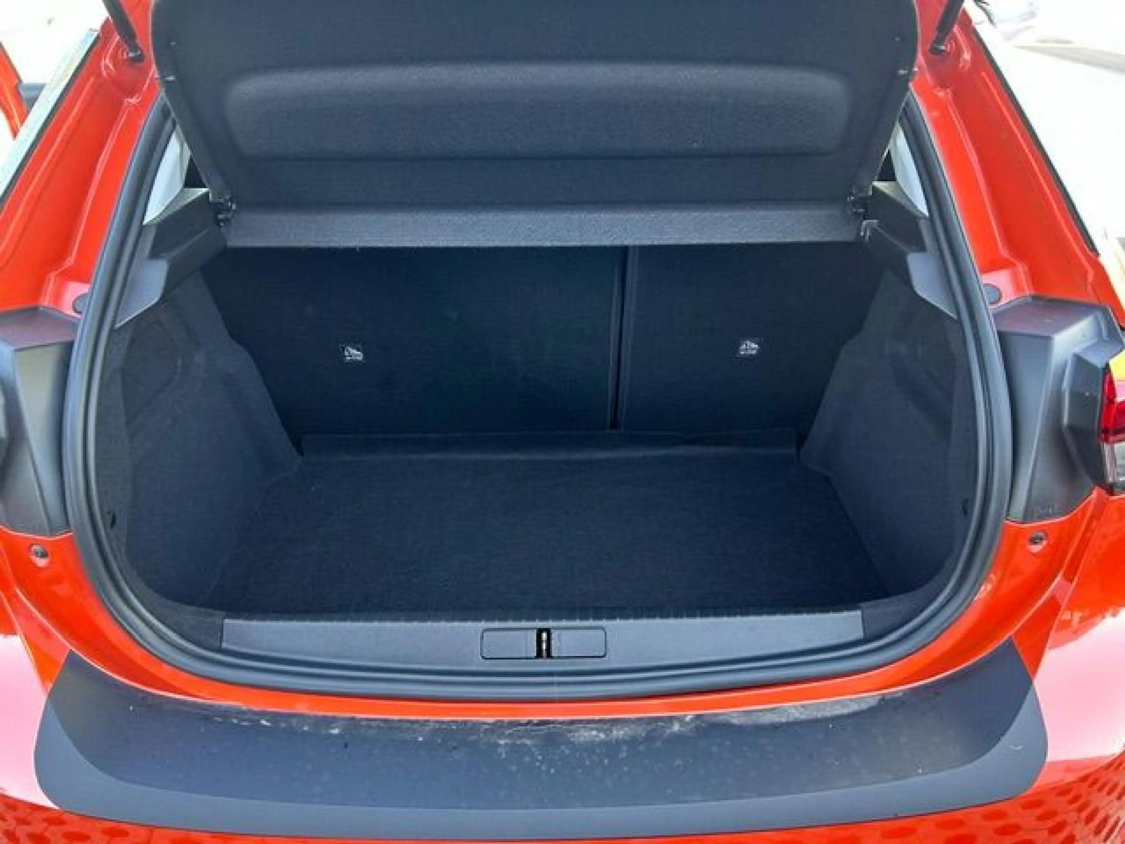 Opel Corsa-e e Elegance — photo 15
