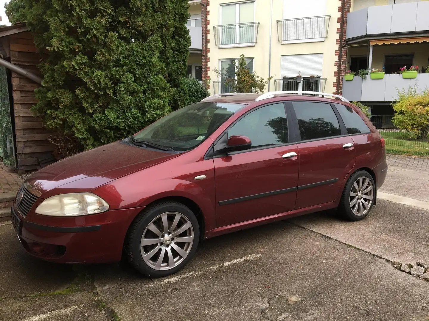Fiat Croma Croma 2.4 Multijet 20V DPF Automatik Emotion - 1