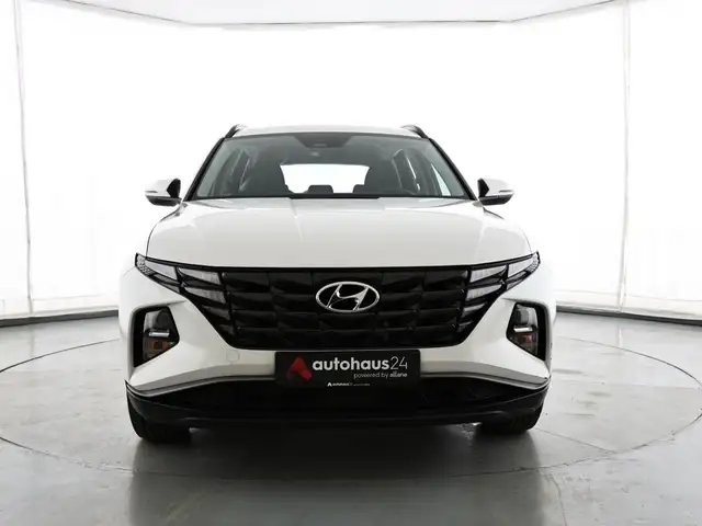 Hyundai Tucson view 2