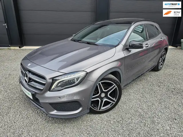 Mercedes-Benz GLA 250 4Matic AMG Edition 1 | Pano | Als nieuw! |