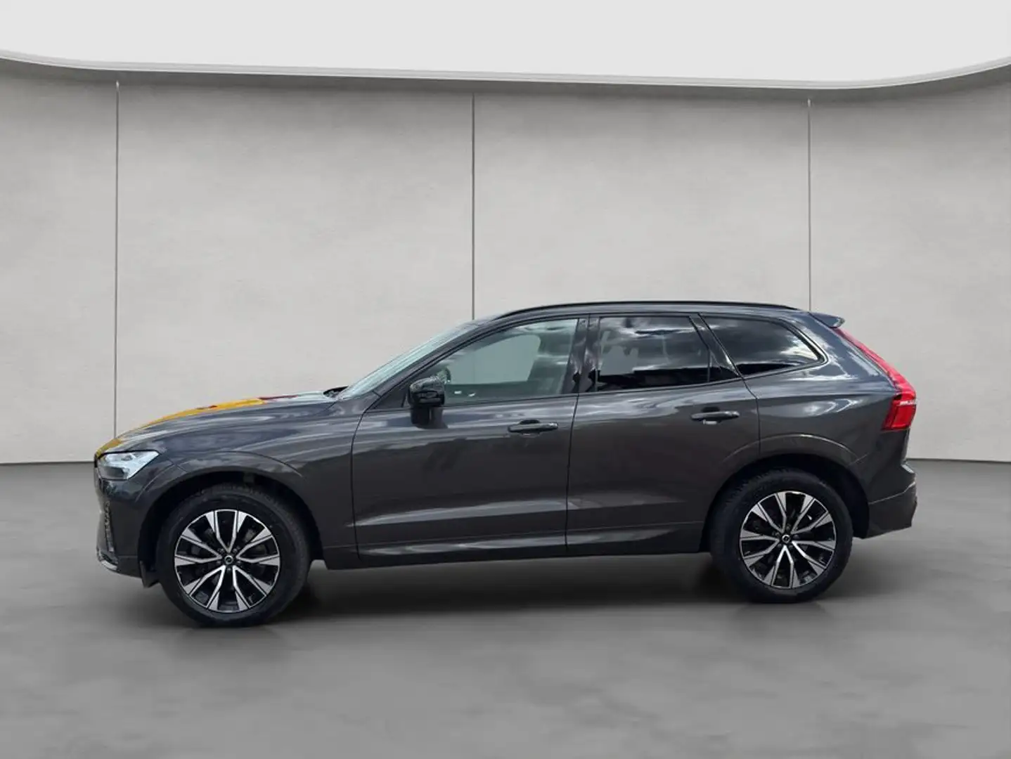 Volvo XC60 XC60 B4 AWD Plus-Dark Aut Leder BLIS PilotAssist Grau - 2
