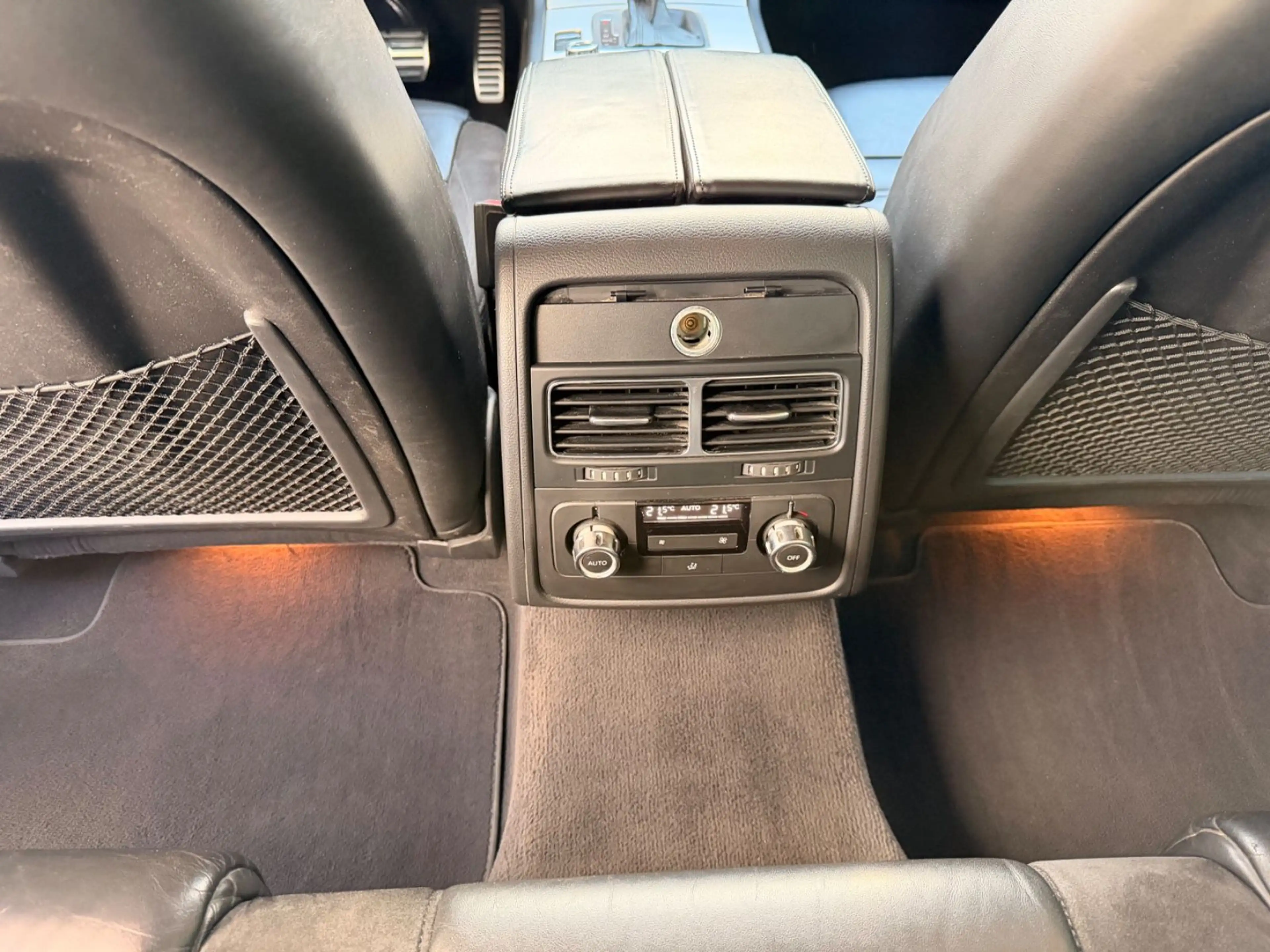 Volkswagen Touareg V6 TDI BMT Leder Xenon AHK Navi — photo 15