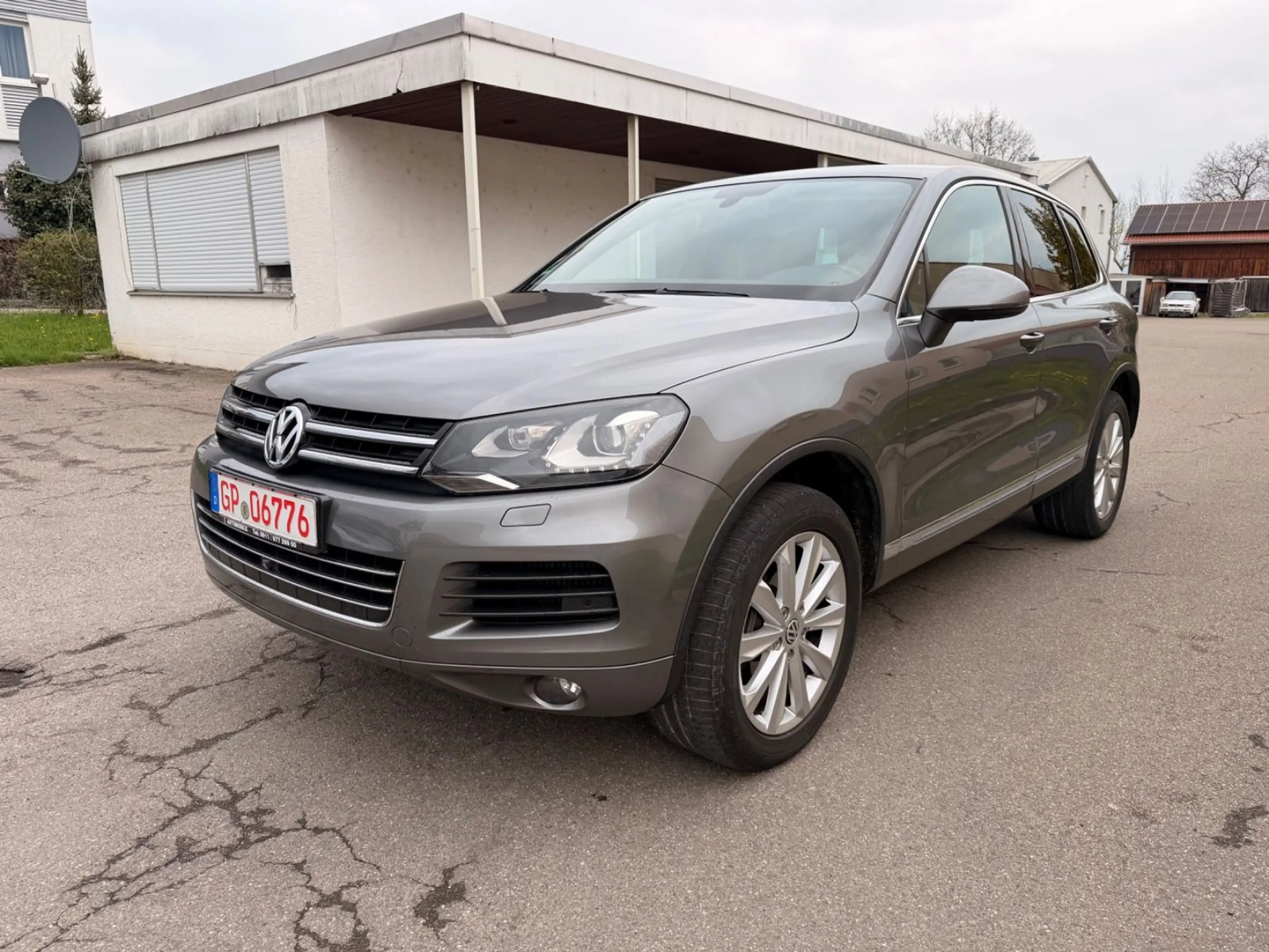 Volkswagen Touareg V6 TDI BMT Leder Xenon AHK Navi