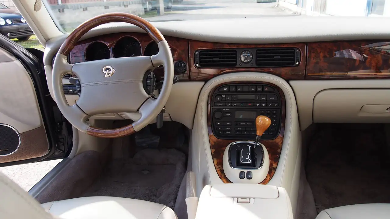 Jaguar Daimler 4.0 V8 Longversion, foto 8