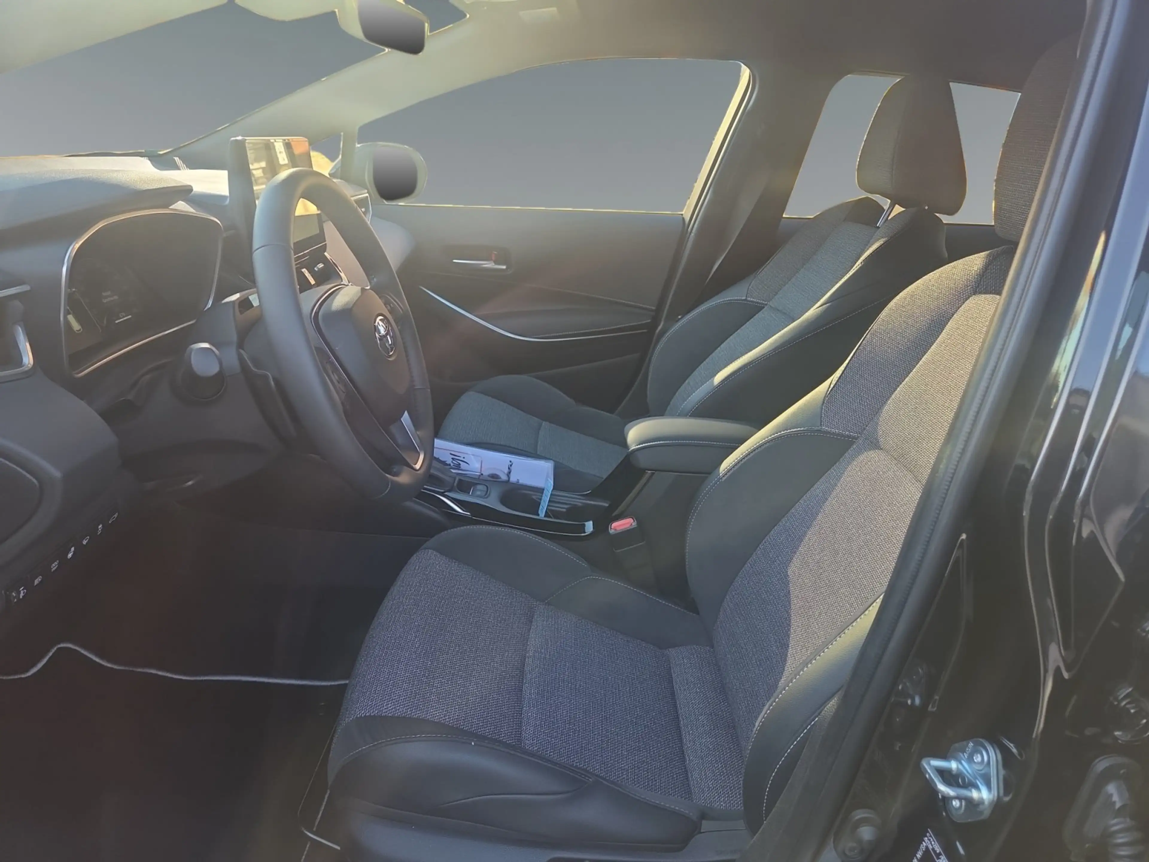 Toyota Corolla HB/TS Touring Sports Teamplayer 2.0-l-Hy — photo 10